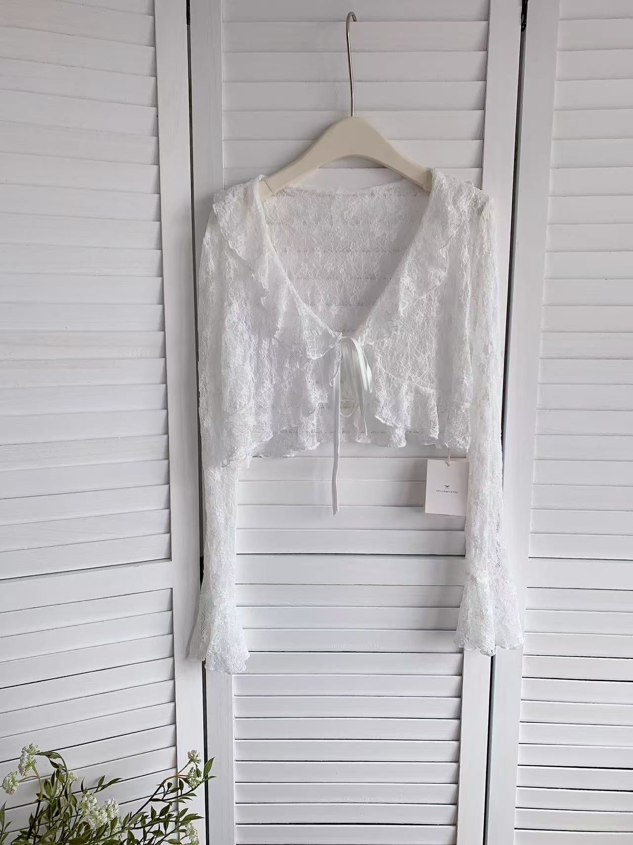 HELLO MILK TEE- 86102 荷葉邊上衣