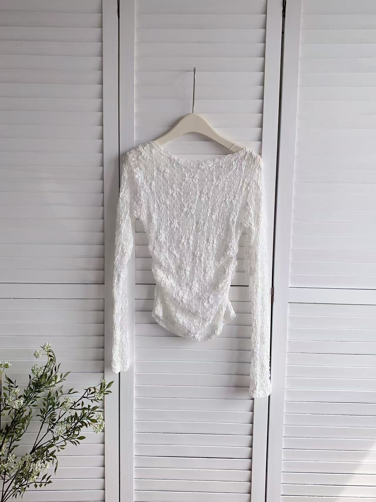 HELLO MILK TEE- 86109 蕾絲小衫