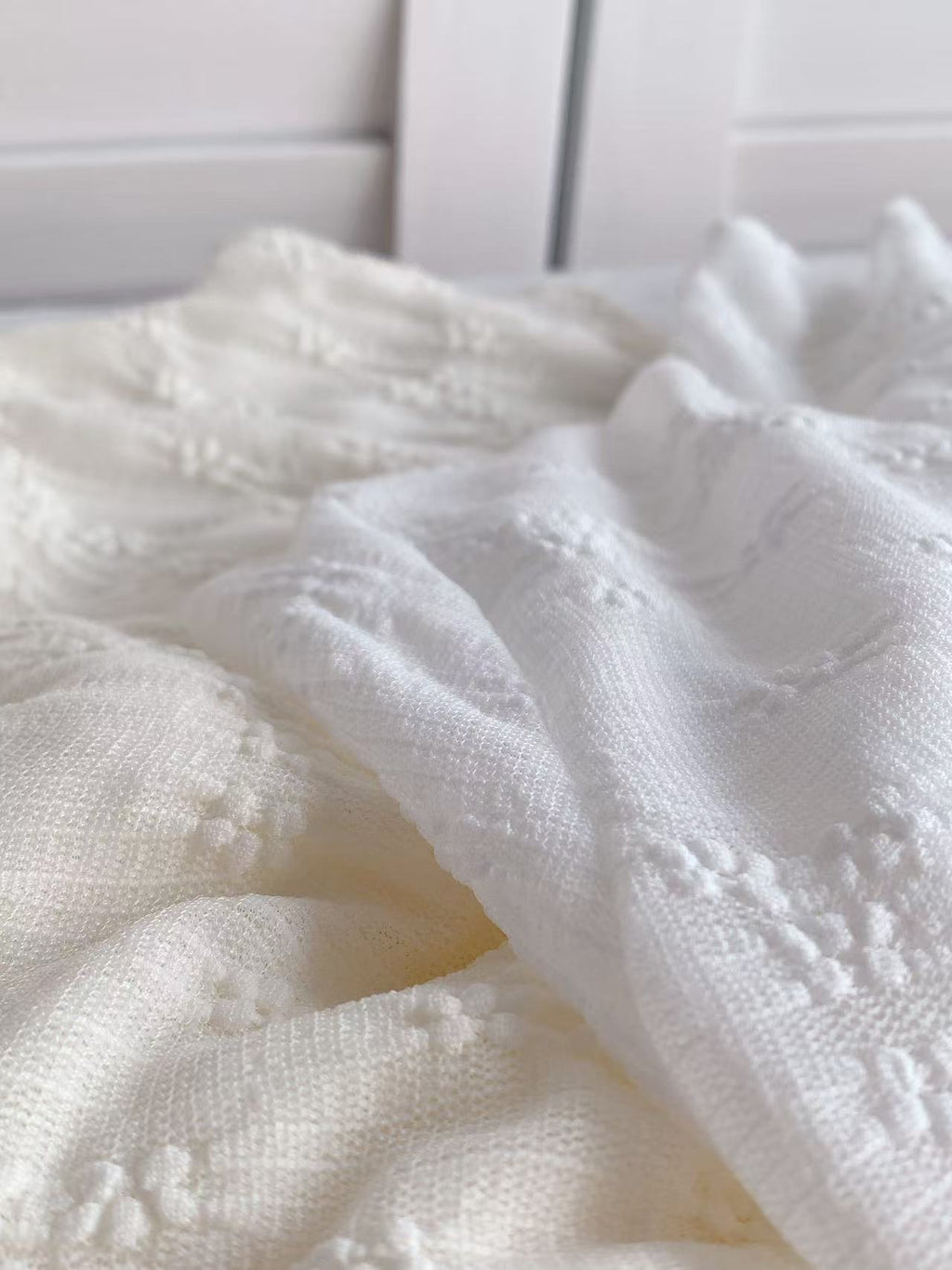 HELLO MILK TEE- 86189 蕾絲打底衫