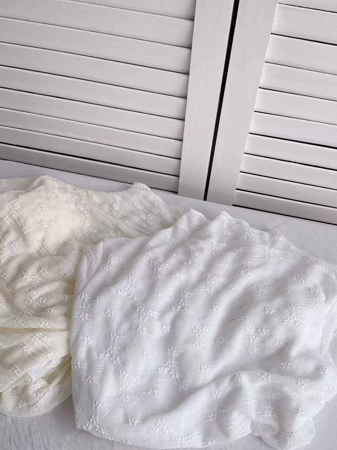 HELLO MILK TEE- 86189 蕾絲打底衫