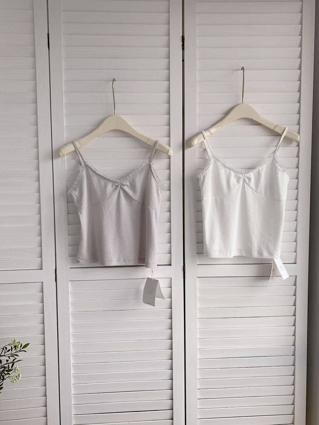 HELLO MILK TEE- 86098 蝴蝶結背心