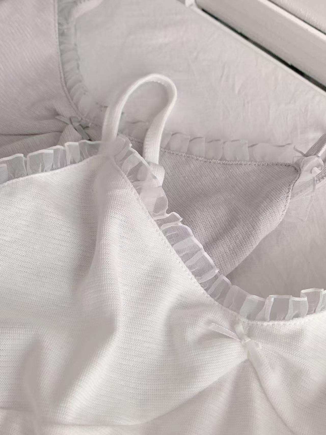 HELLO MILK TEE- 86098 蝴蝶結背心