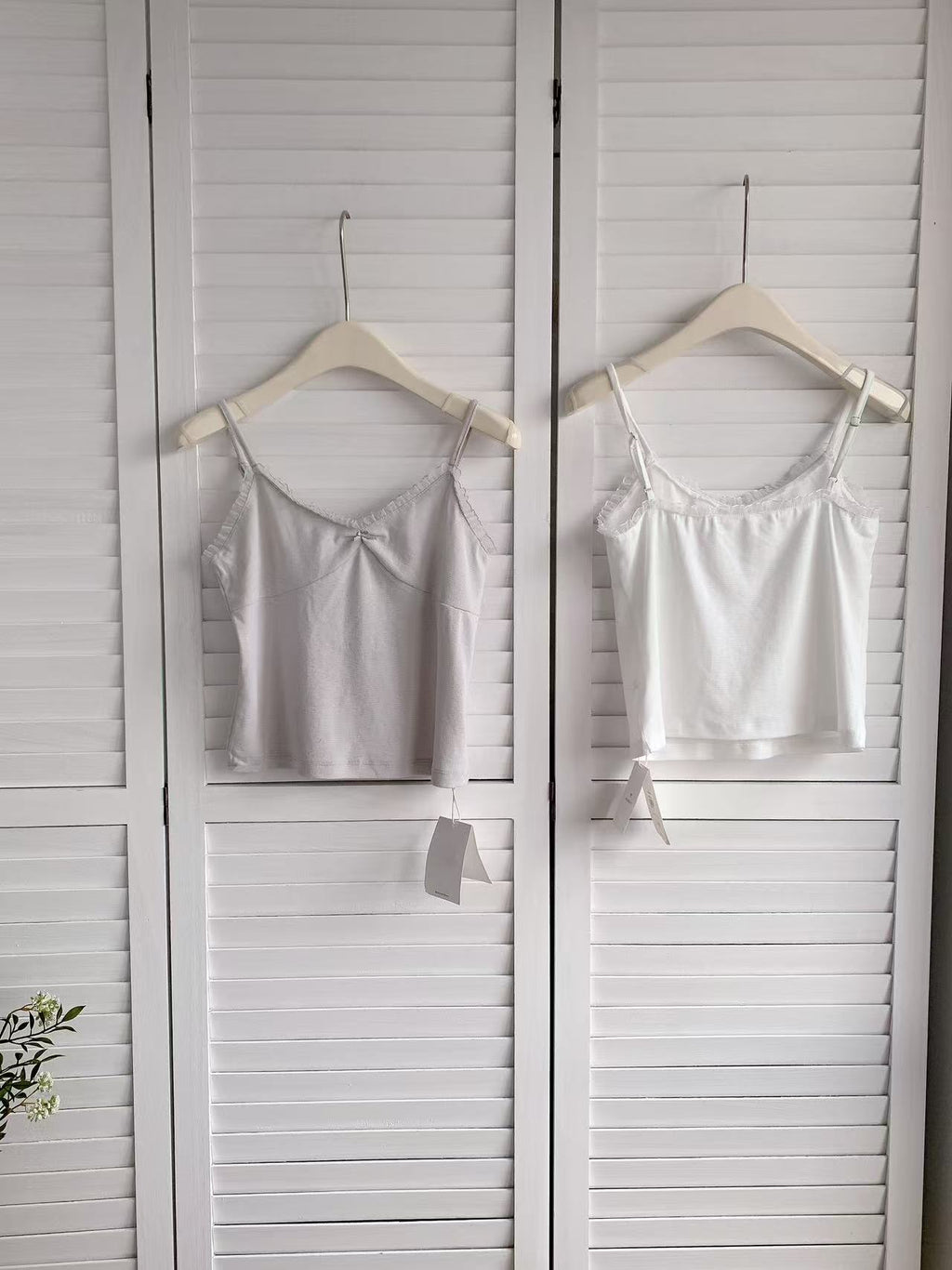 HELLO MILK TEE- 86098 蝴蝶結背心