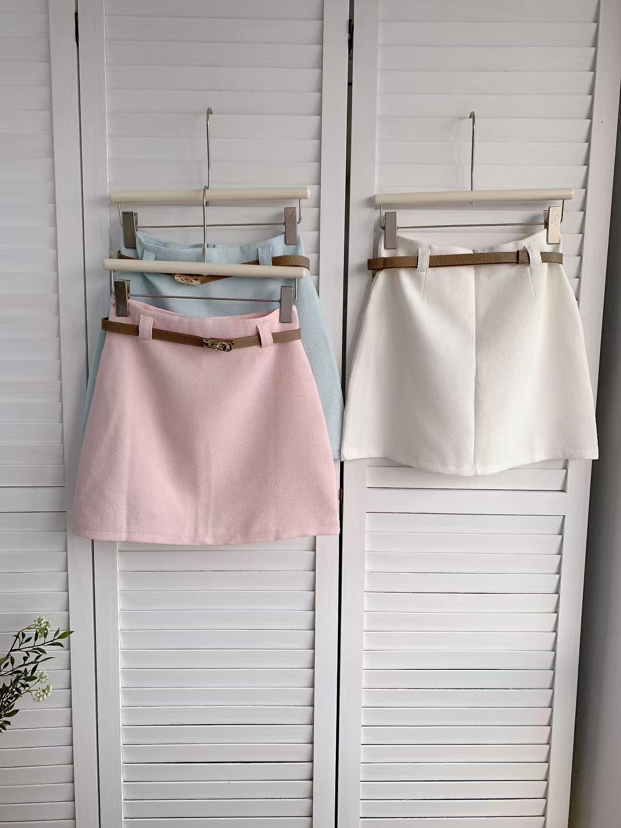 HELLO MILK TEE- 86148 皮帶短裙