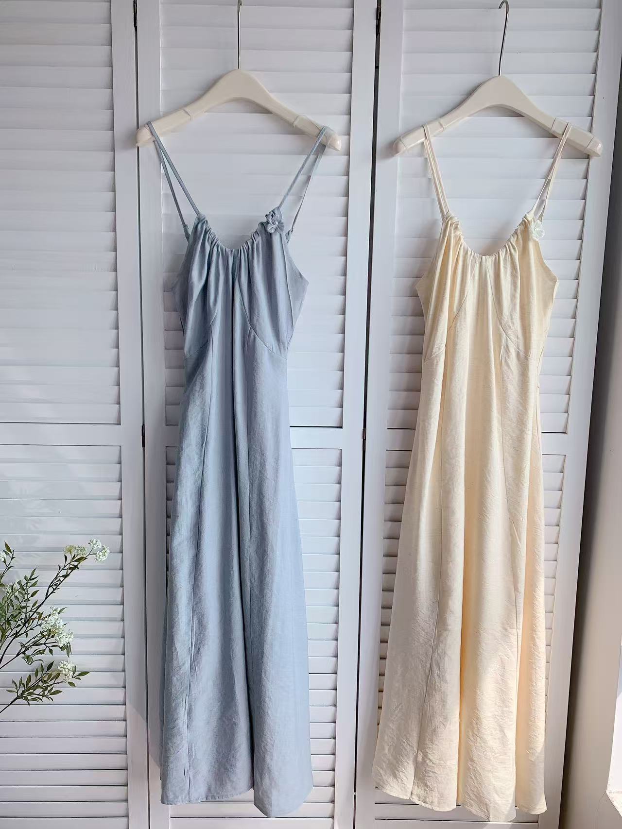 HELLO MILK TEE- 86133 吊帶連裙