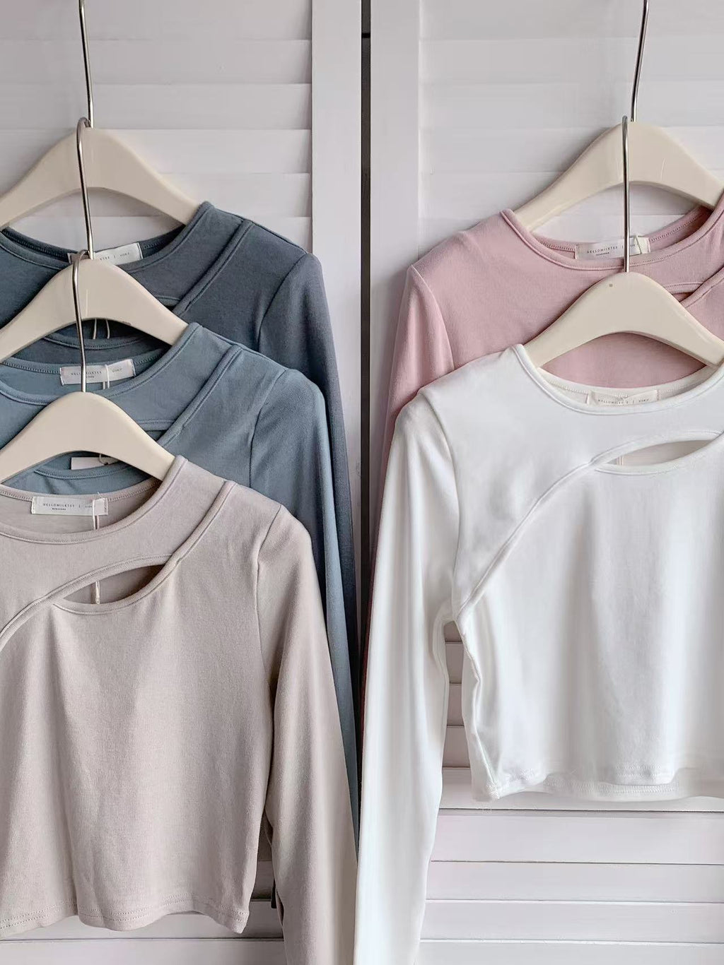 HELLO MILK TEE- 86029 鏤空上衣