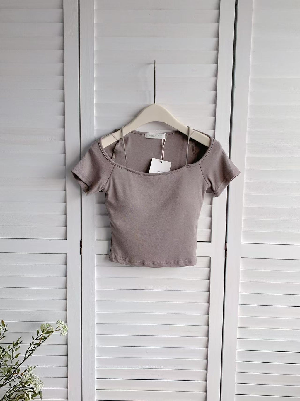 HELLO MILK TEE- 86026 百搭有墊上衣