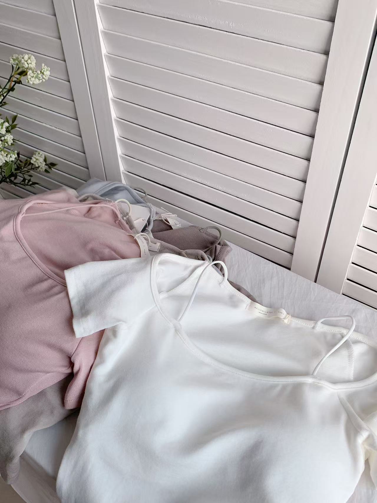 HELLO MILK TEE- 86026 百搭有墊上衣