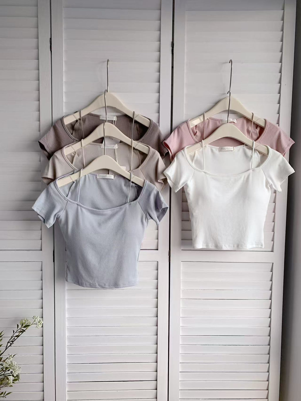 HELLO MILK TEE- 86026 百搭有墊上衣