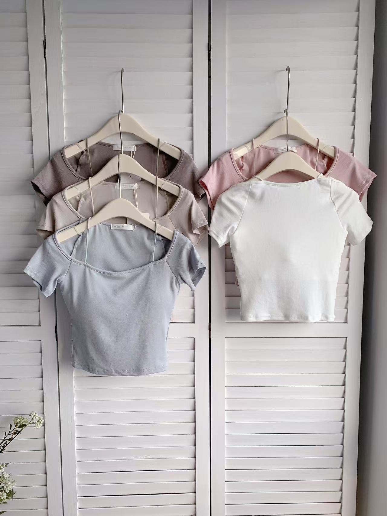 HELLO MILK TEE- 86026 百搭有墊上衣