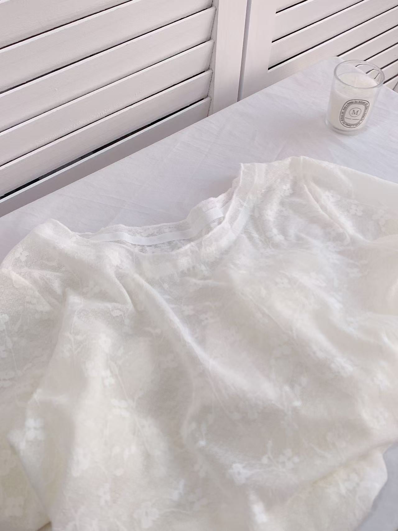 HELLO MILK TEE- 86123 花朵打底上衣