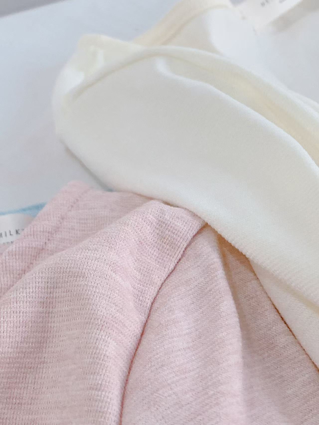 HELLO MILK TEE- 86139 短款小衫