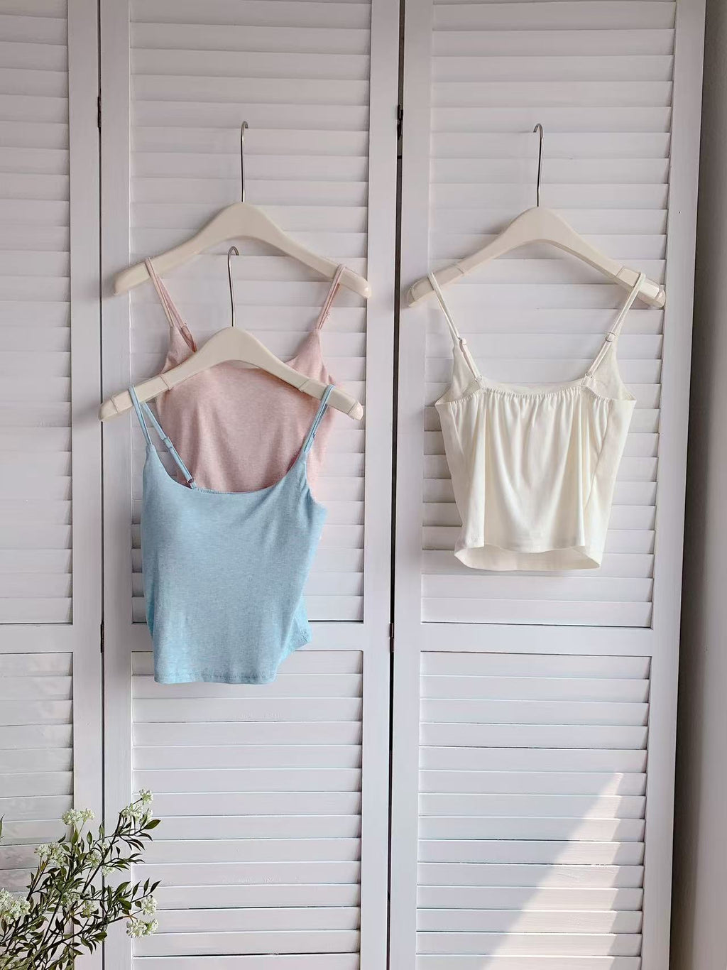 HELLO MILK TEE- 86140 U領吊帶背心