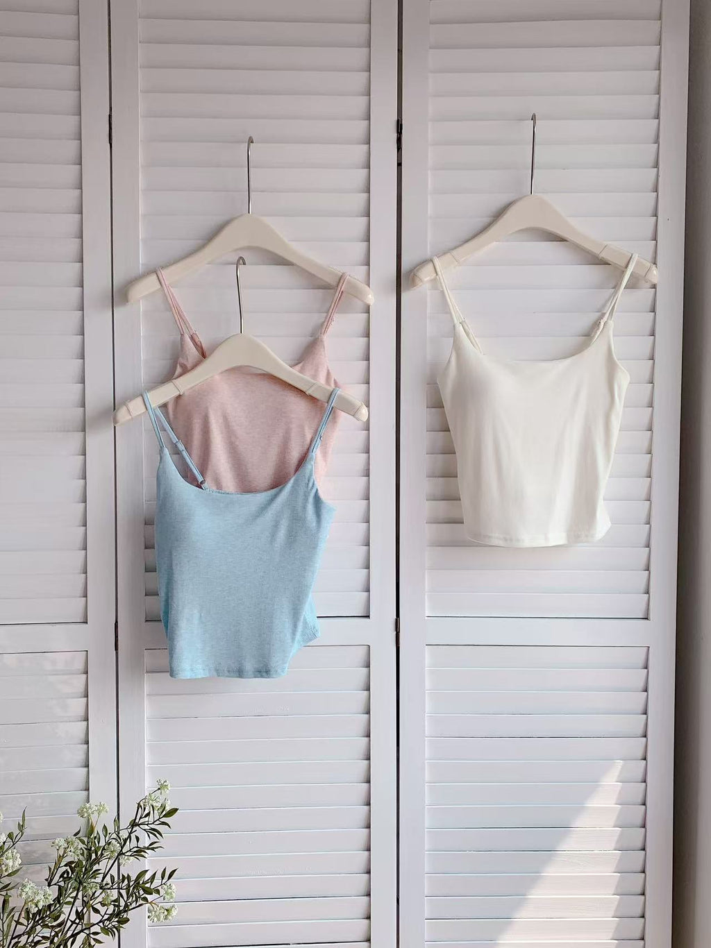 HELLO MILK TEE- 86140 U領吊帶背心