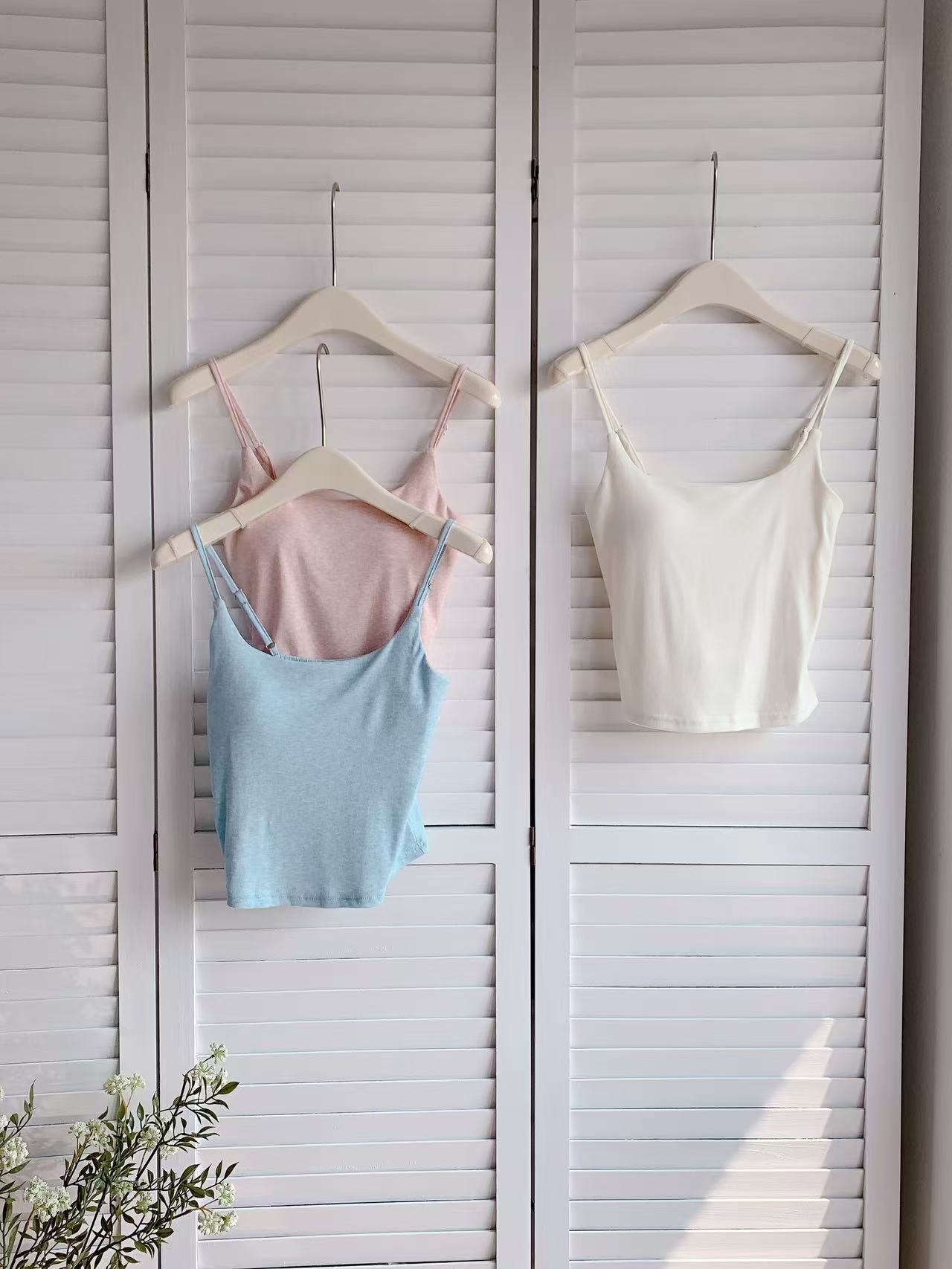 HELLO MILK TEE- 86140 U領吊帶背心