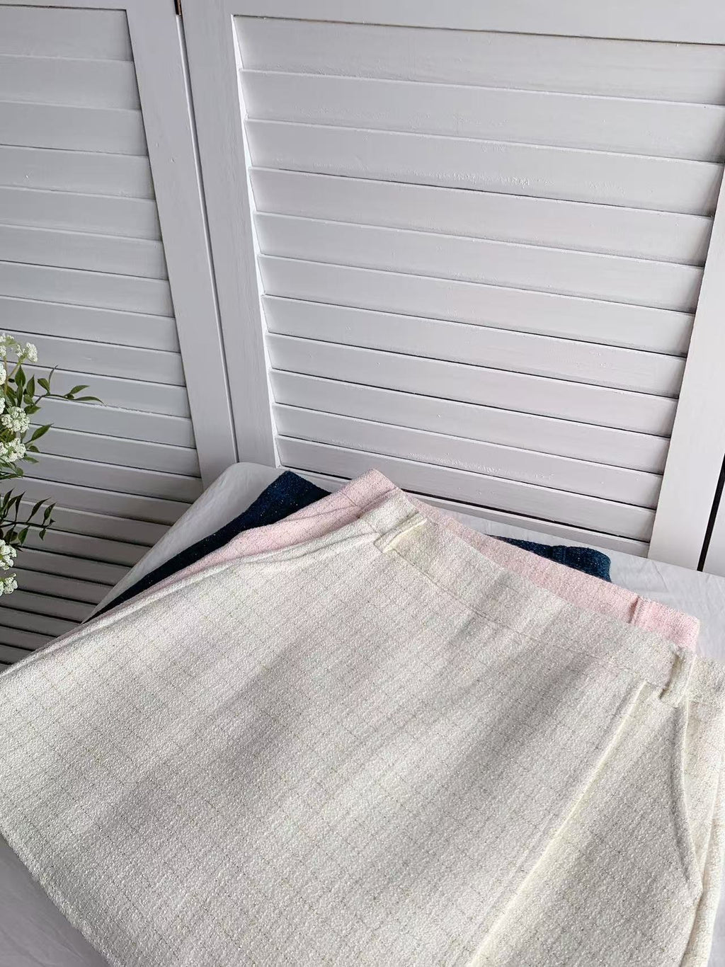 HELLO MILK TEE- 86150 西裝短裙(附腰帶)