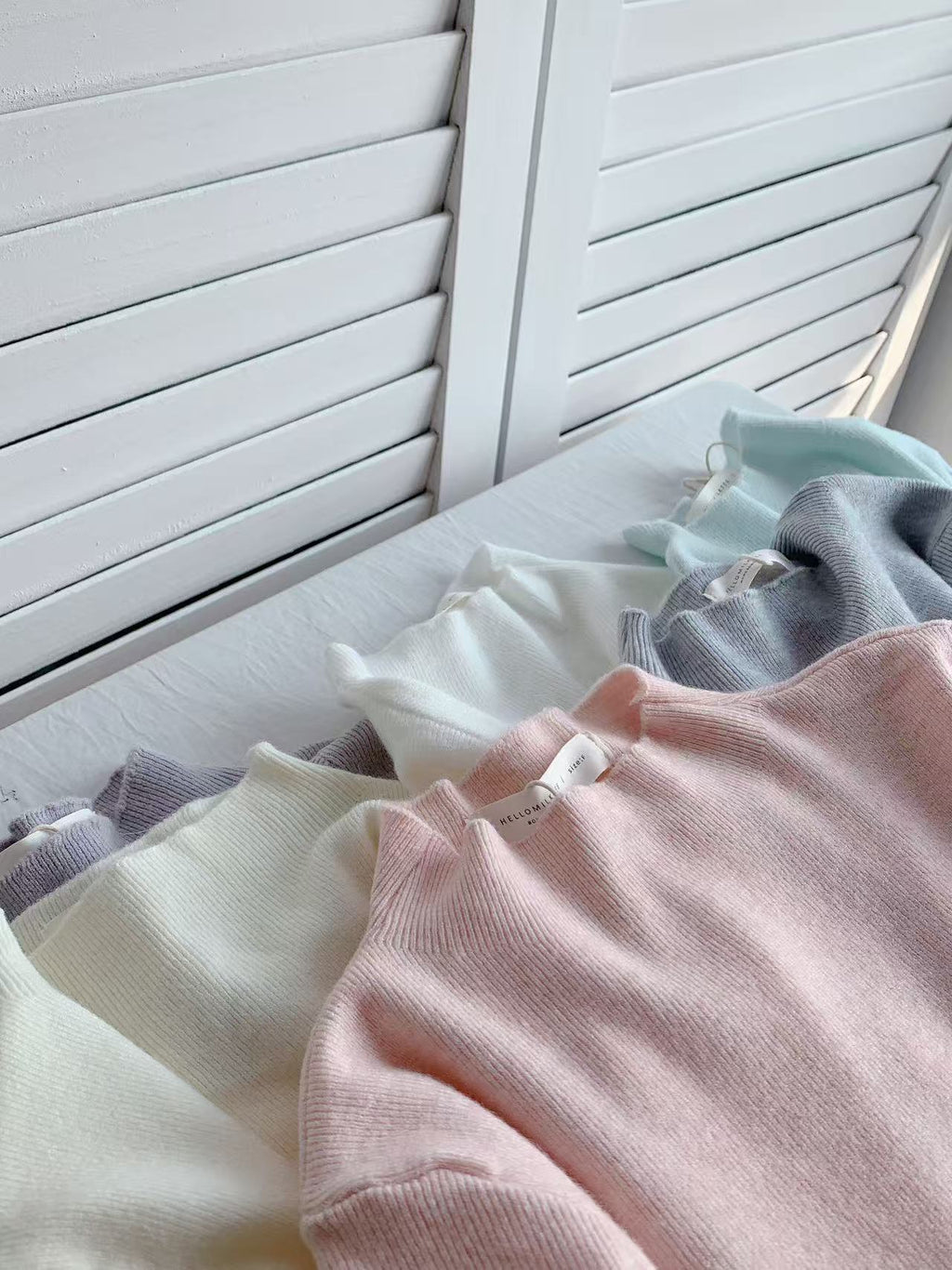 HELLO MILK TEE- 86054 高領短袖