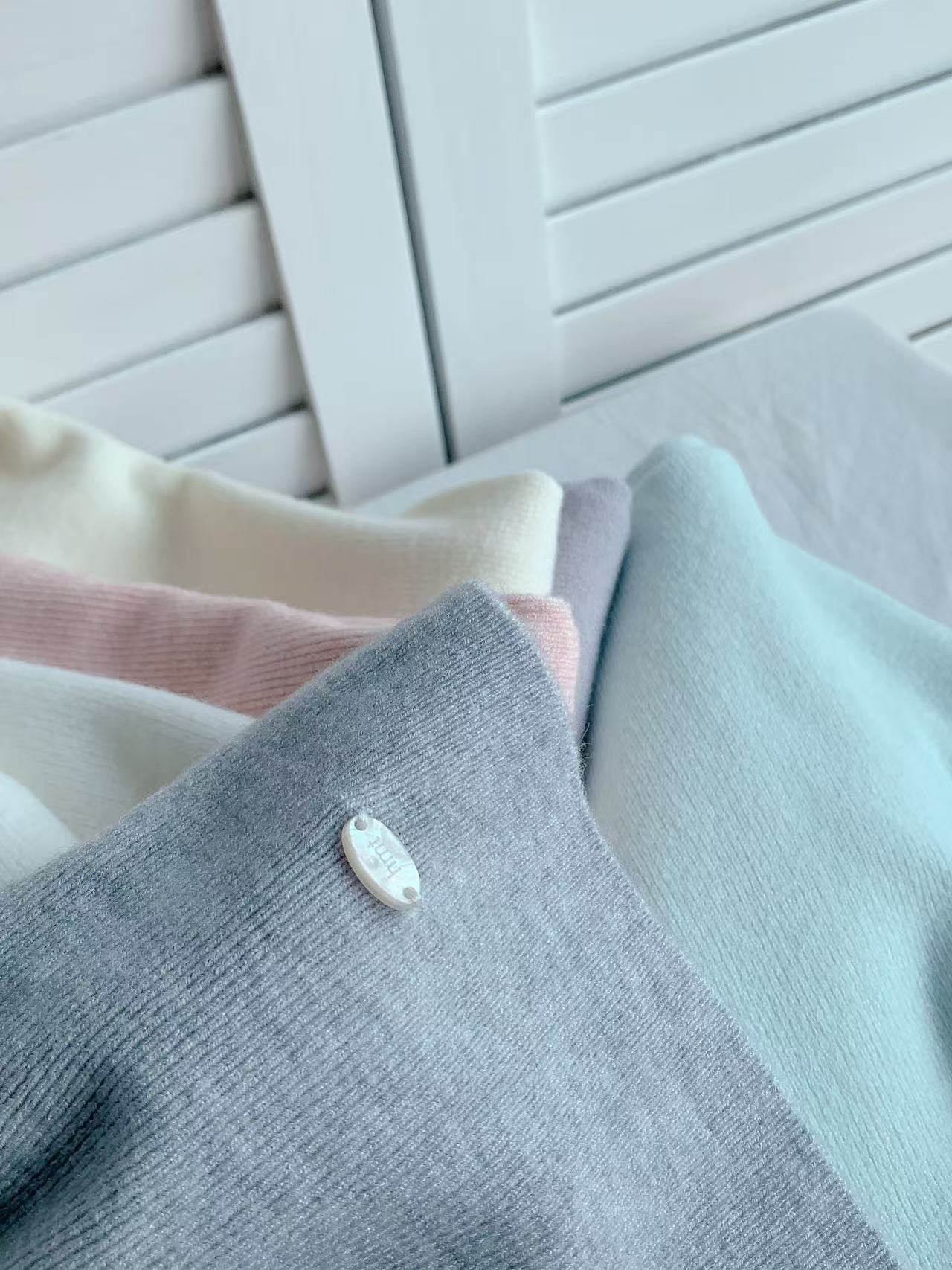 HELLO MILK TEE- 86054 高領短袖