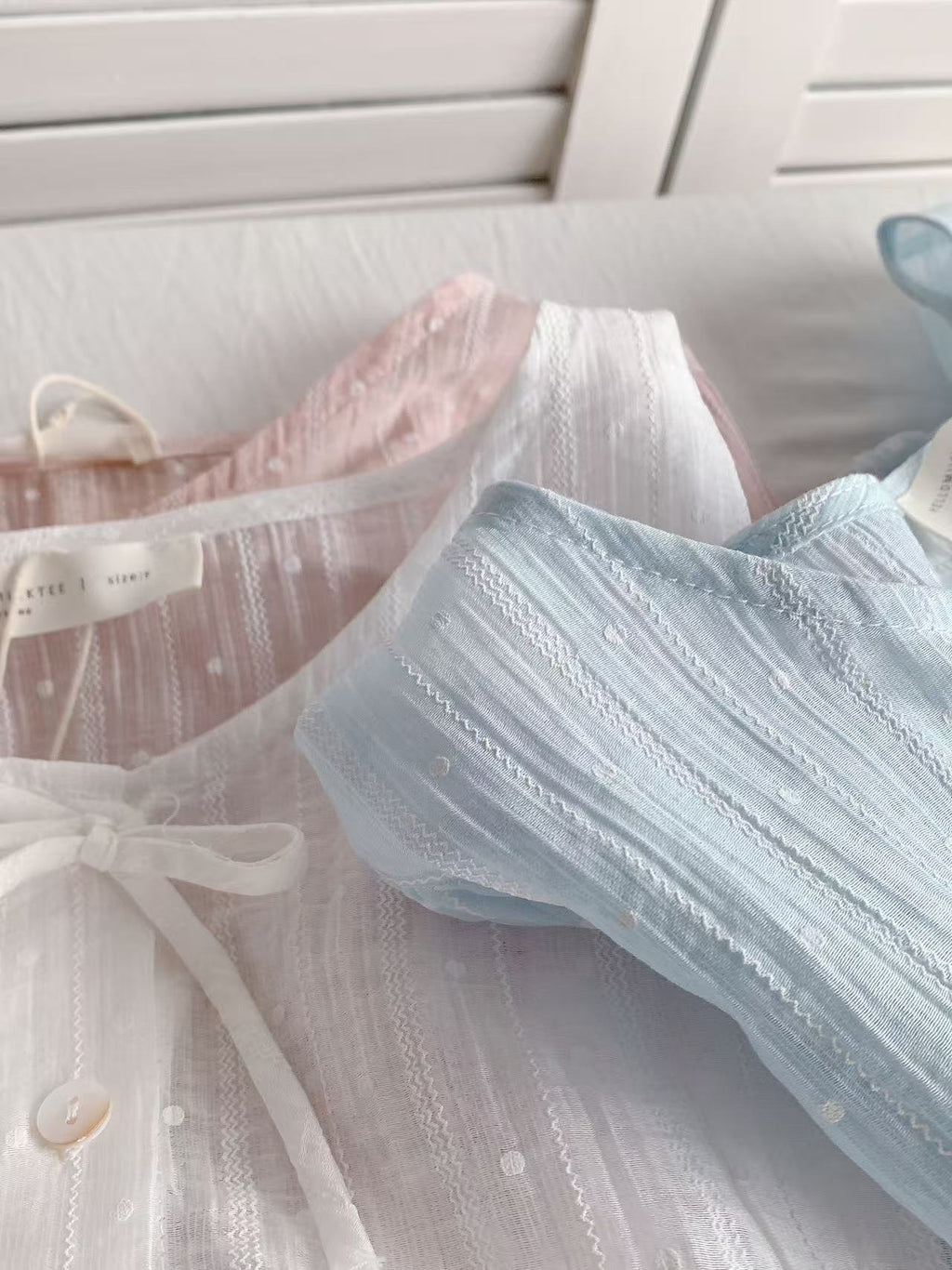 HELLO MILK TEE- 86092 綁帶小衫