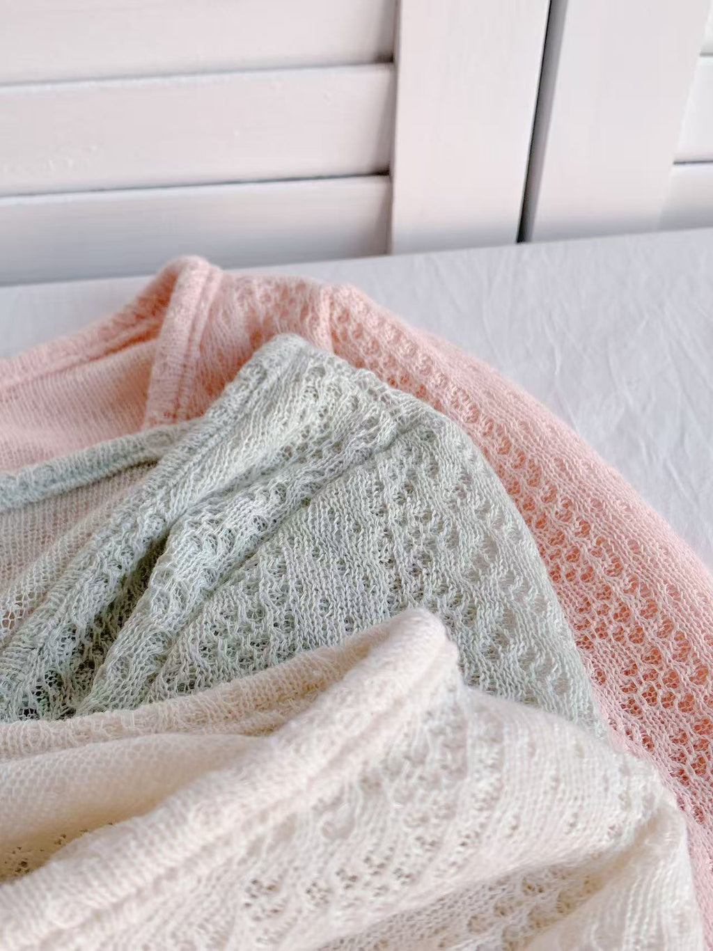 HELLO MILK TEE- 86127 鏤空小外套