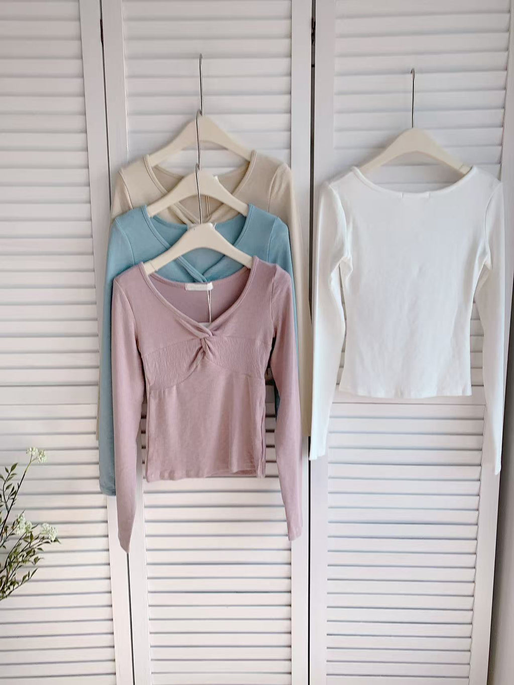 HELLO MILK TEE- 86081 扭結長袖