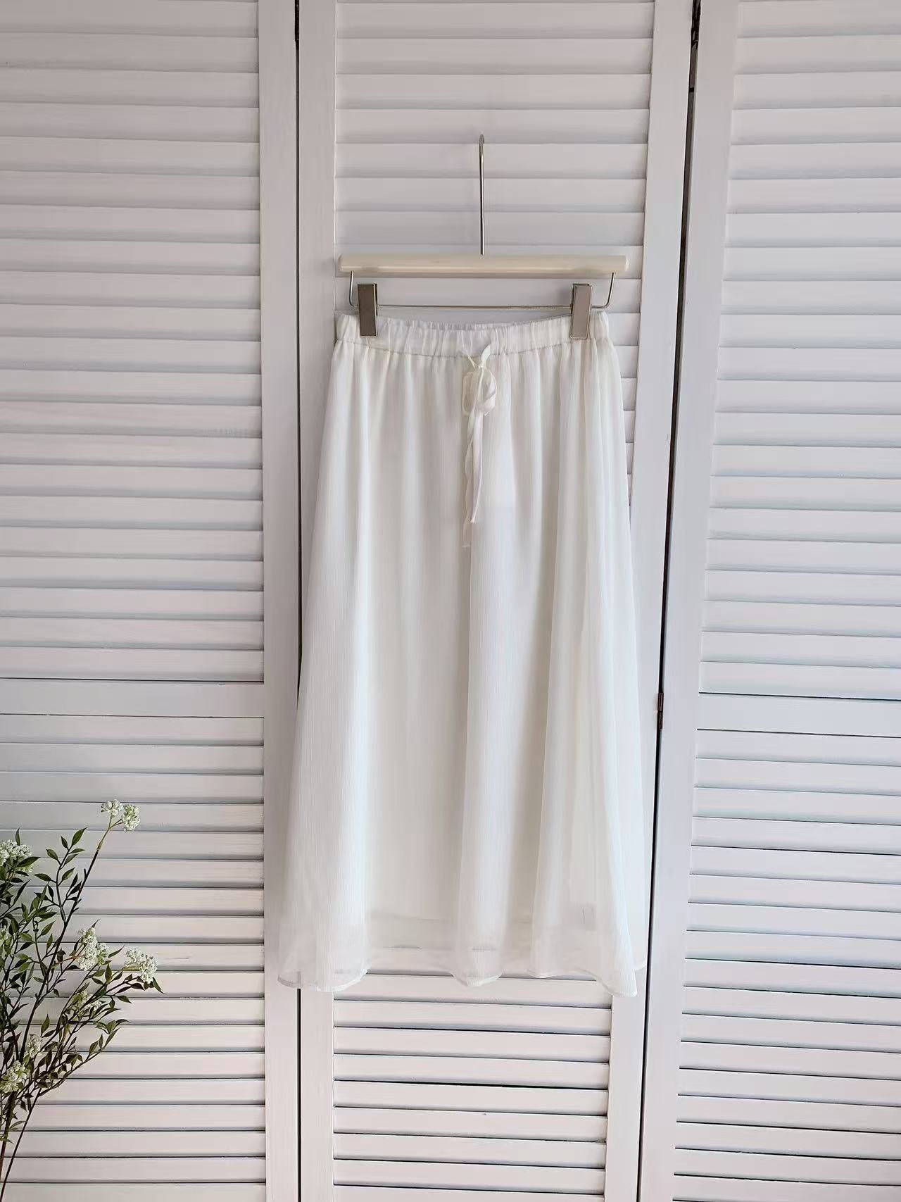 HELLO MILK TEE- 86064 亮絲半裙