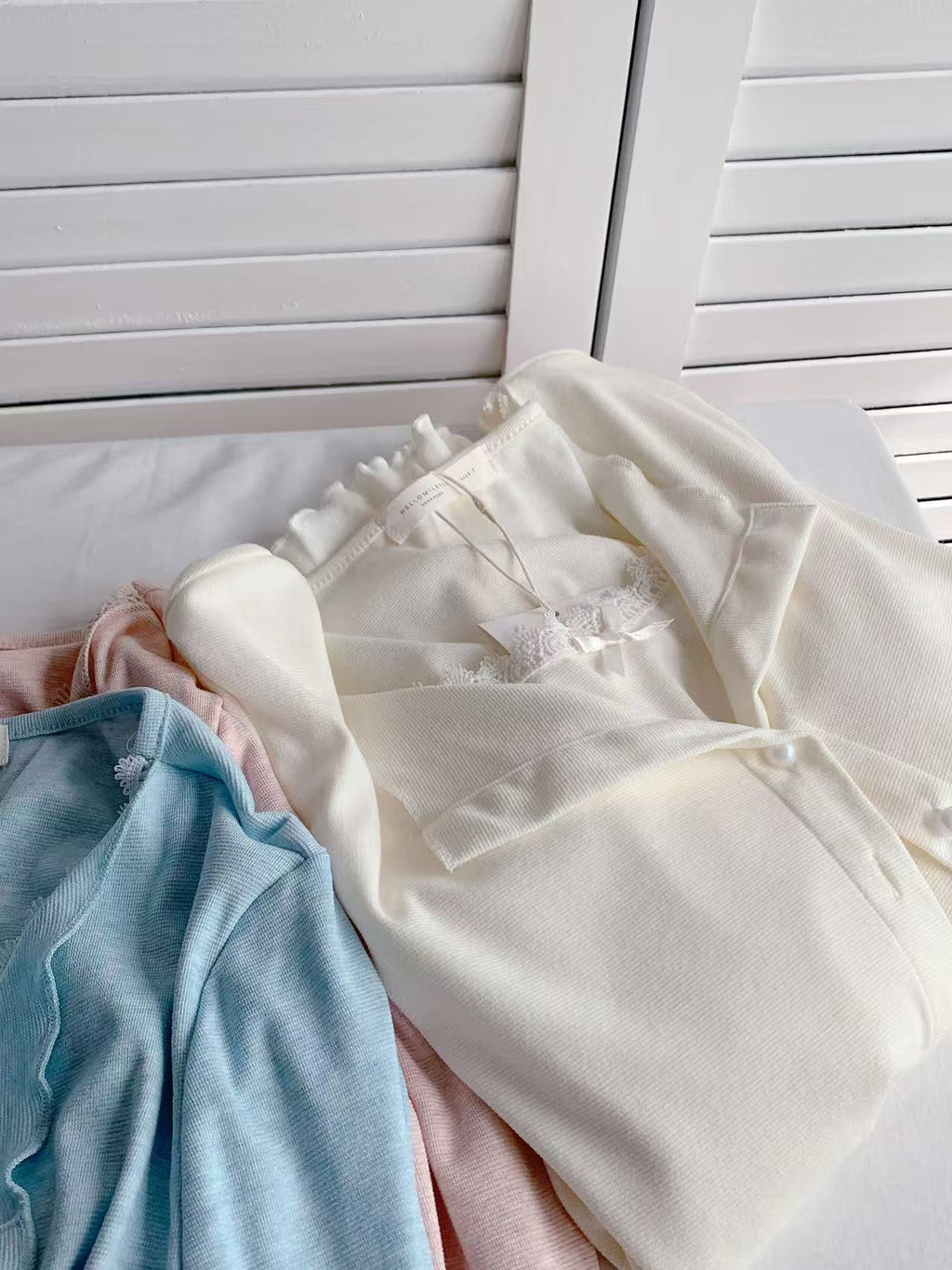 HELLO MILK TEE- 86138 百搭上衣