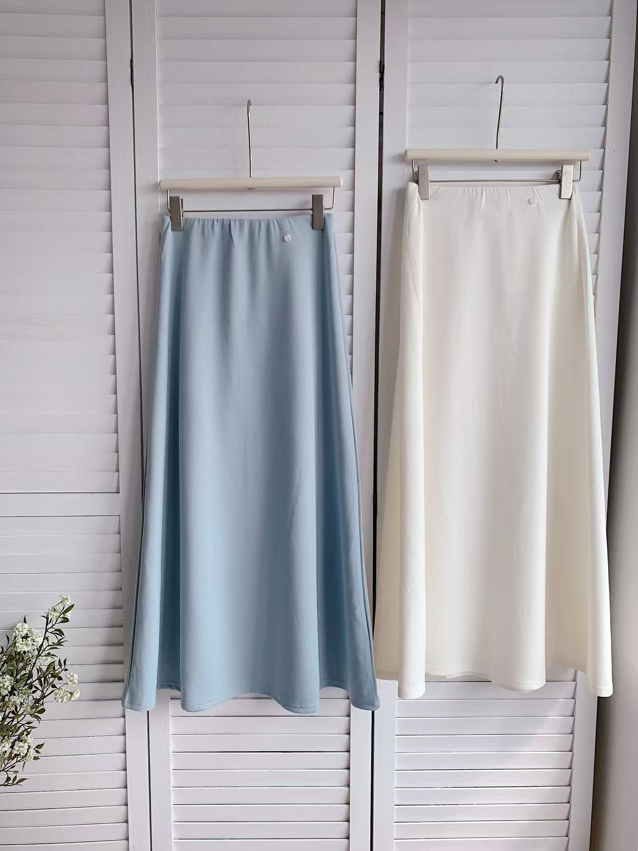 HELLO MILK TEE- 86072 純色半裙