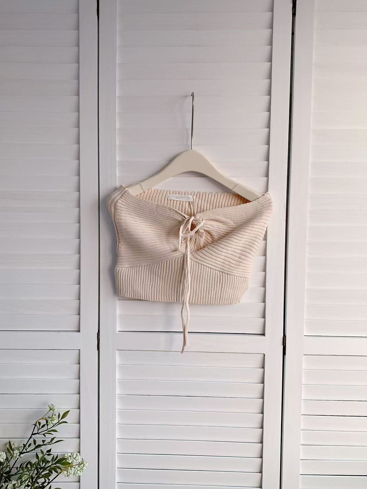 HELLO MILK TEE- 86200 掛脖背心