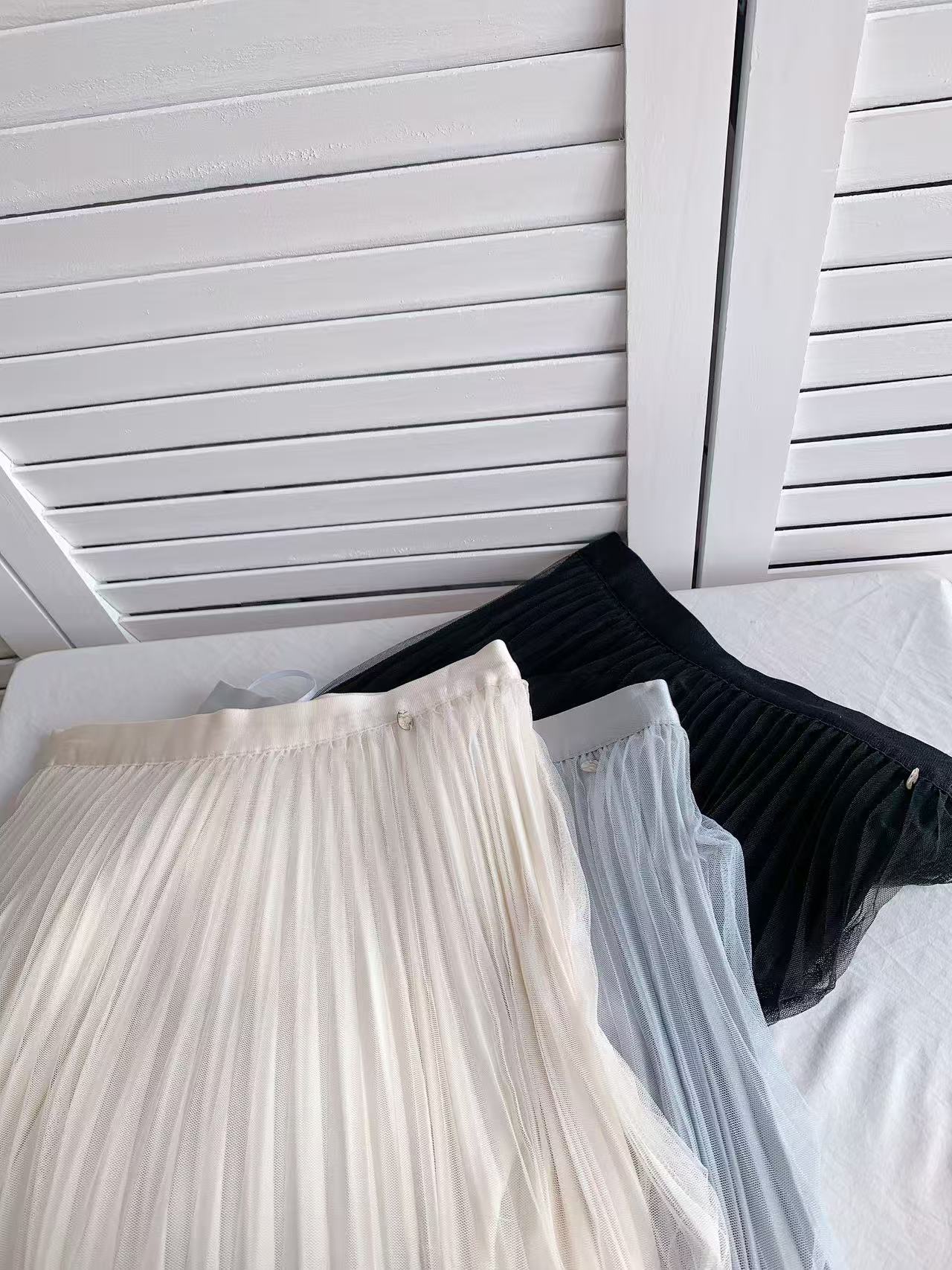 HELLO MILK TEE- 86040 百褶半裙