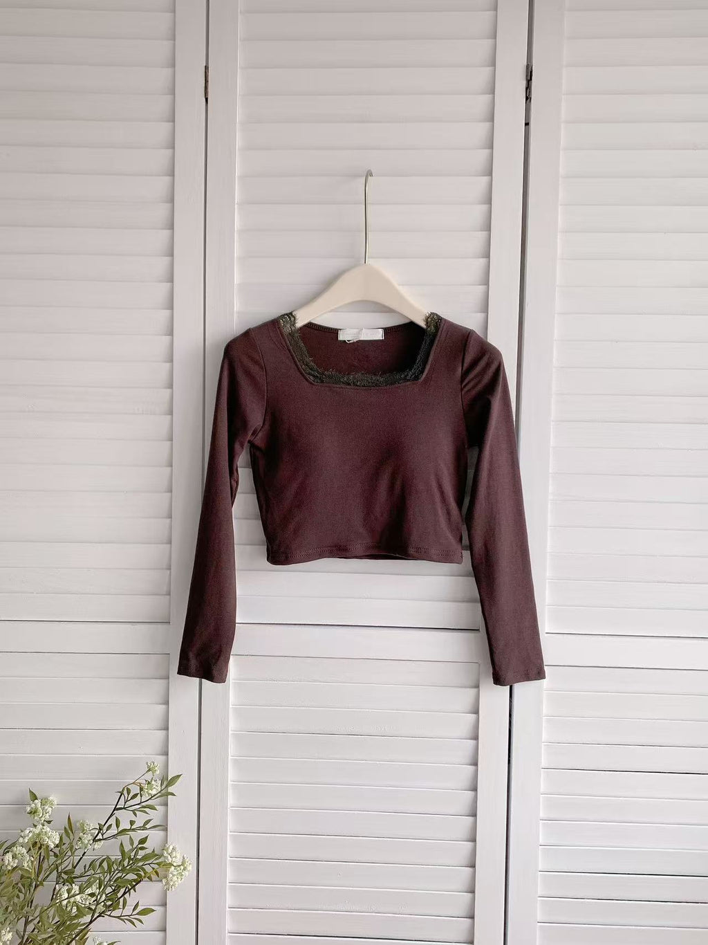 HELLO MILK TEE- 86013 蕾絲領上衣