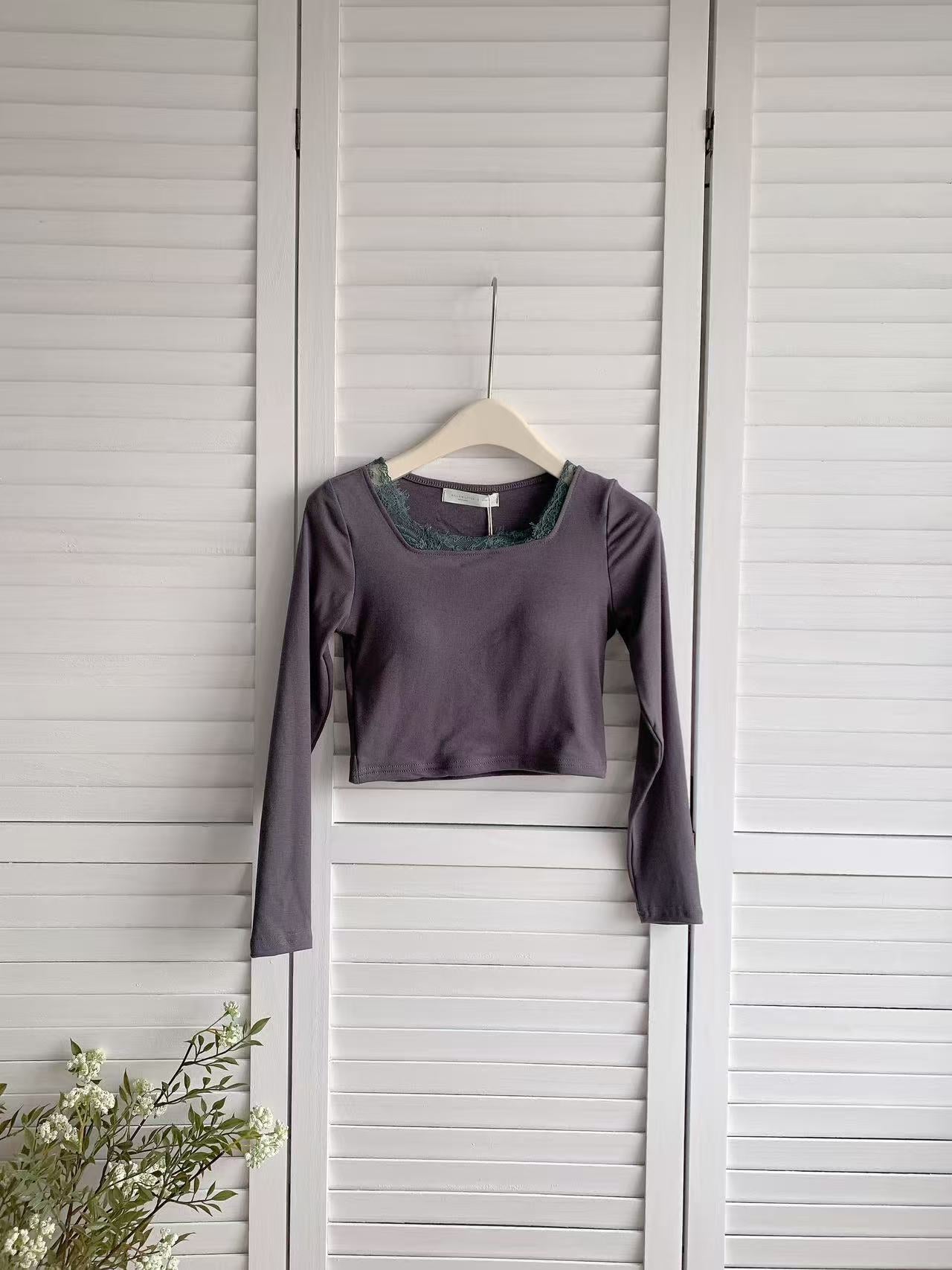 HELLO MILK TEE- 86013 蕾絲領上衣