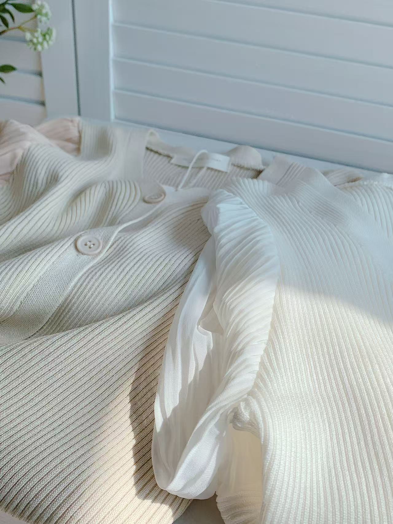 HELLO MILK TEE- 86204 拼接針織衫