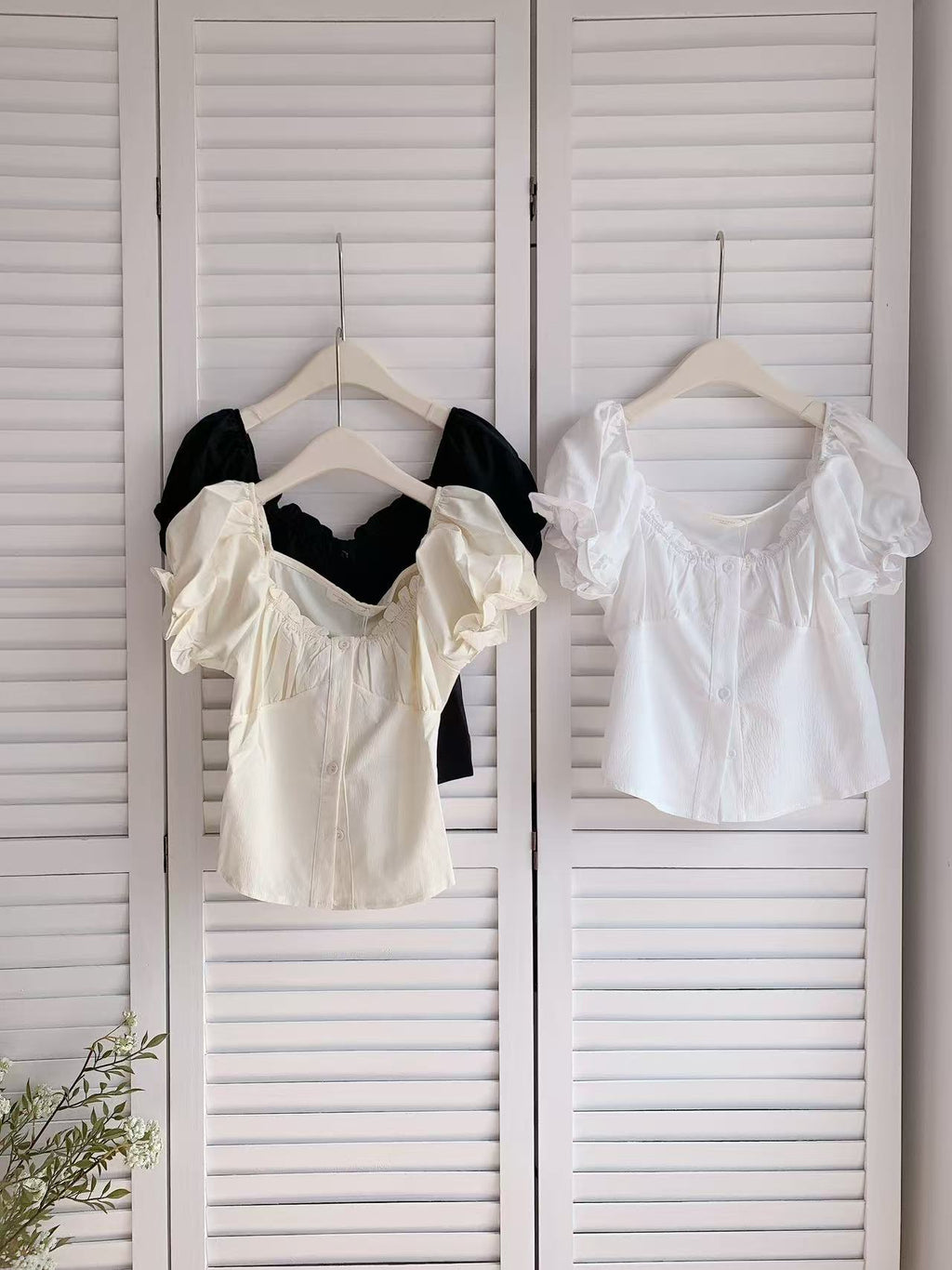 HELLO MILK TEE- 86083 排扣小衫