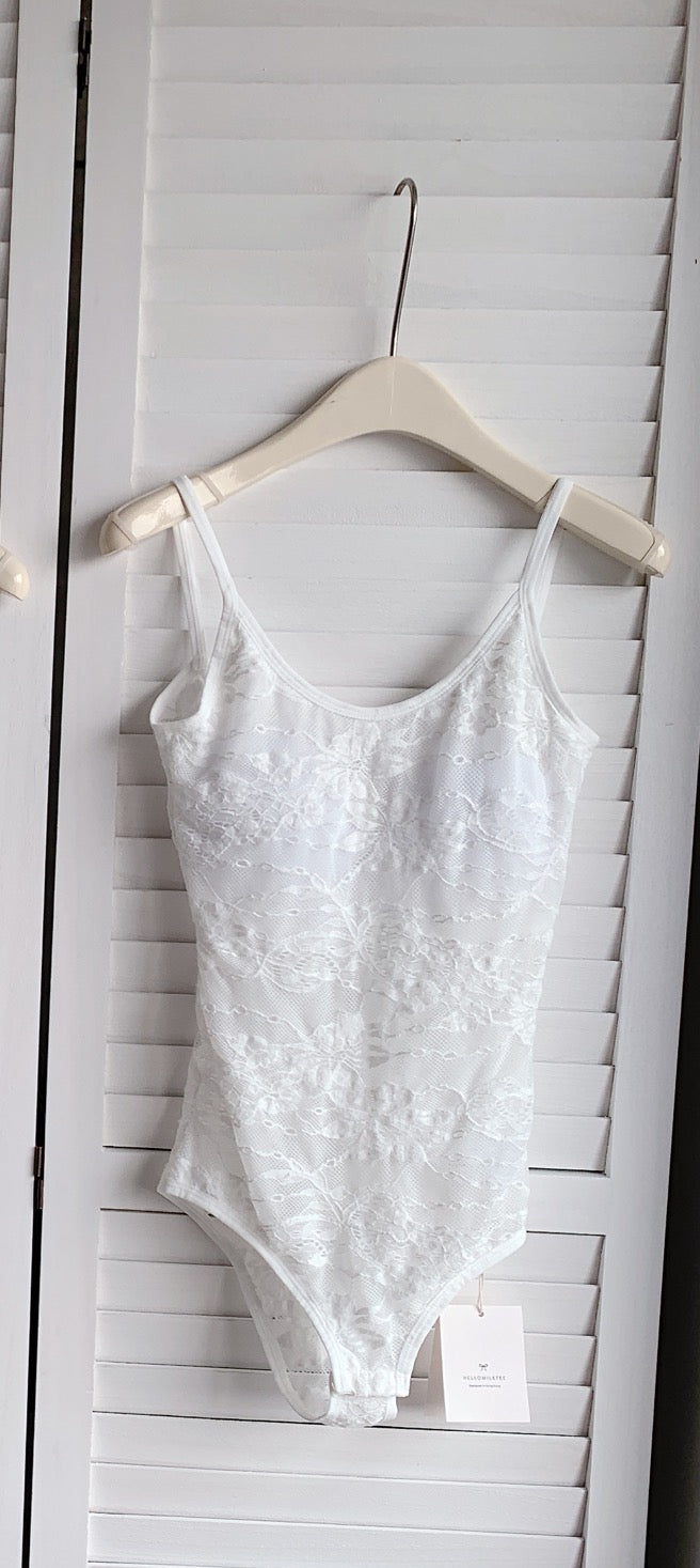 HELLO MILK TEE- 86202 蕾絲吊帶衫