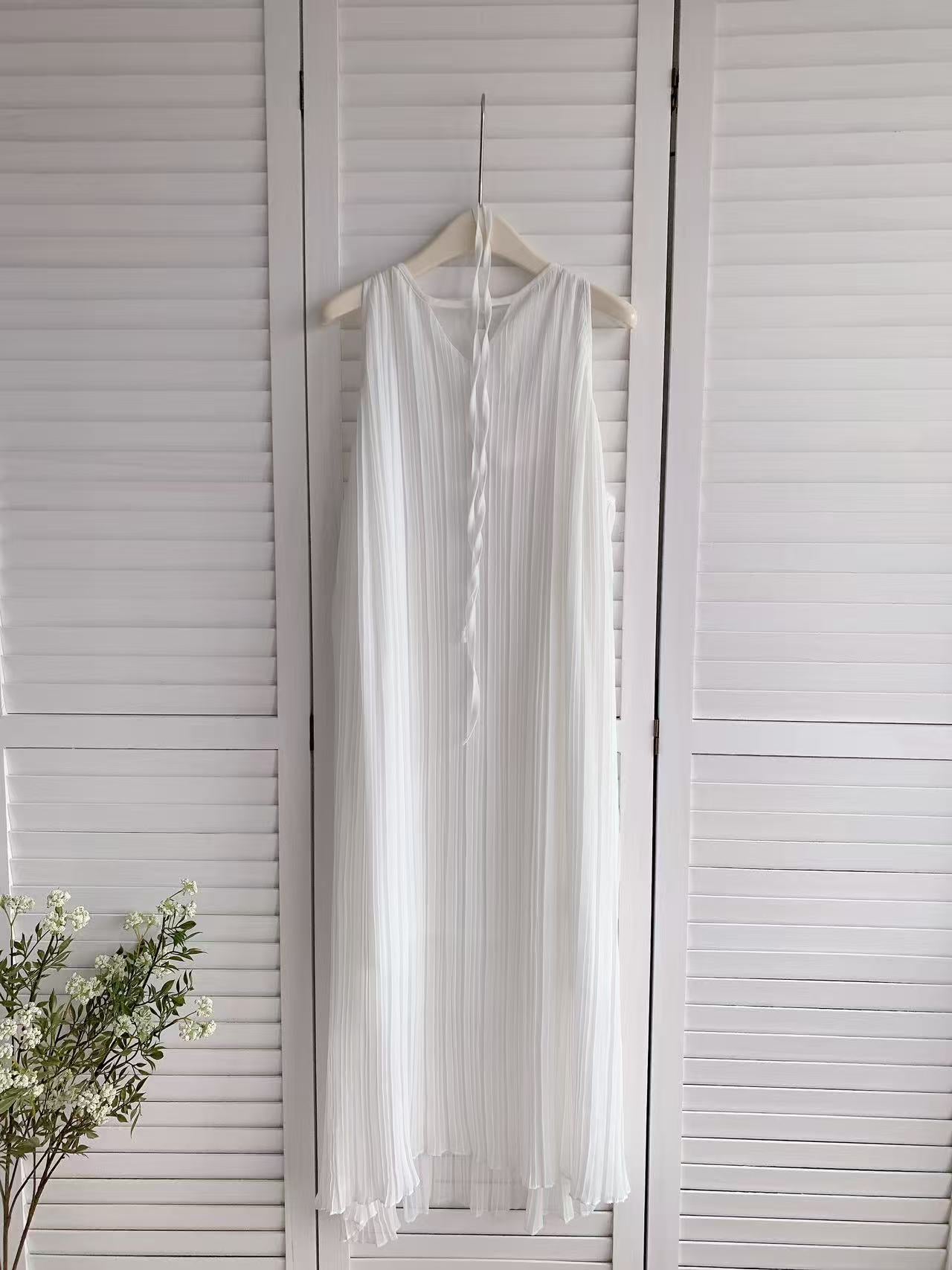 HELLO MILK TEE- 86088 無袖連裙