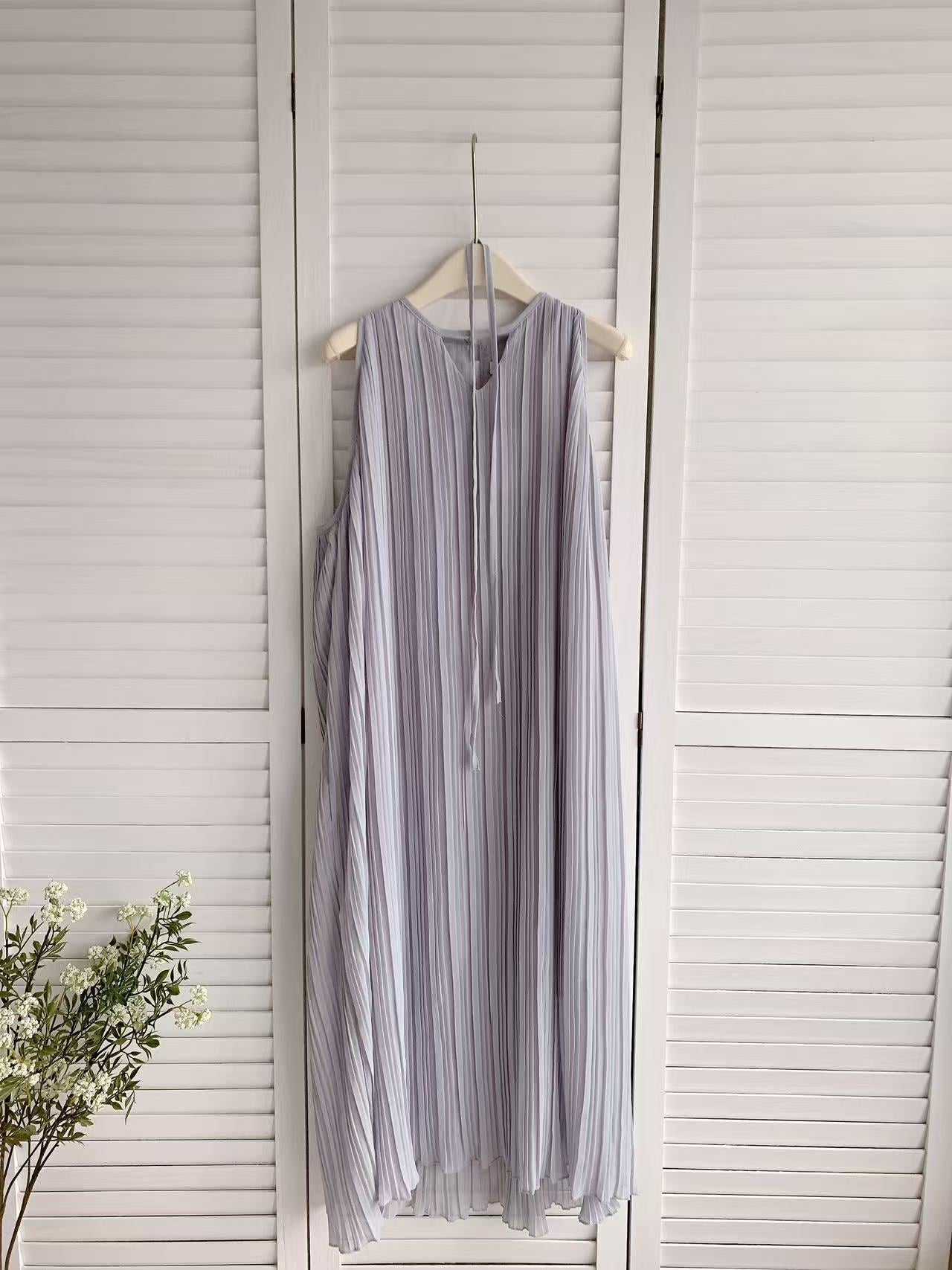 HELLO MILK TEE- 86088 無袖連裙