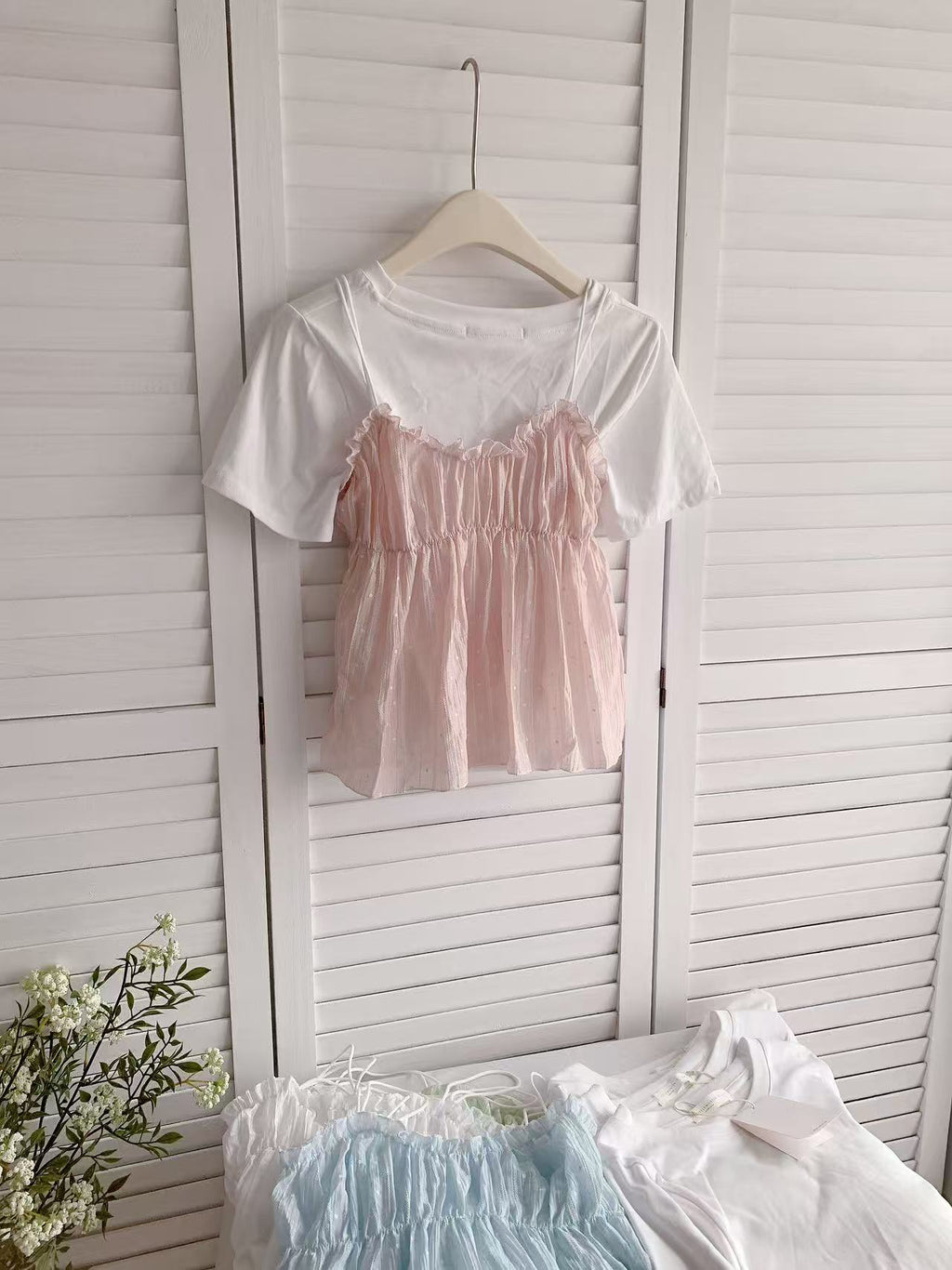 HELLO MILK TEE- 86095 碎花套裝