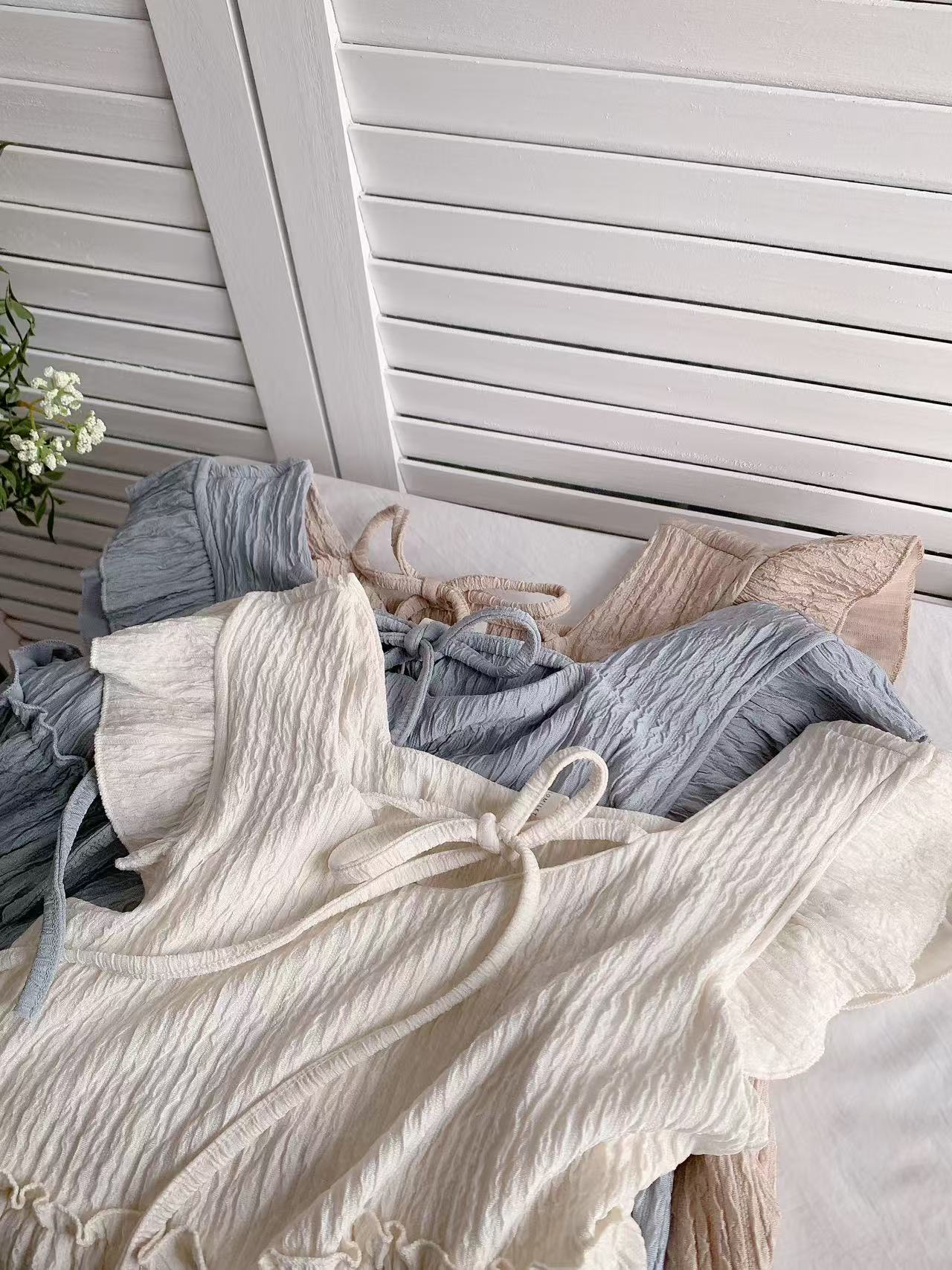 HELLO MILK TEE- 86161 飛袖上衣