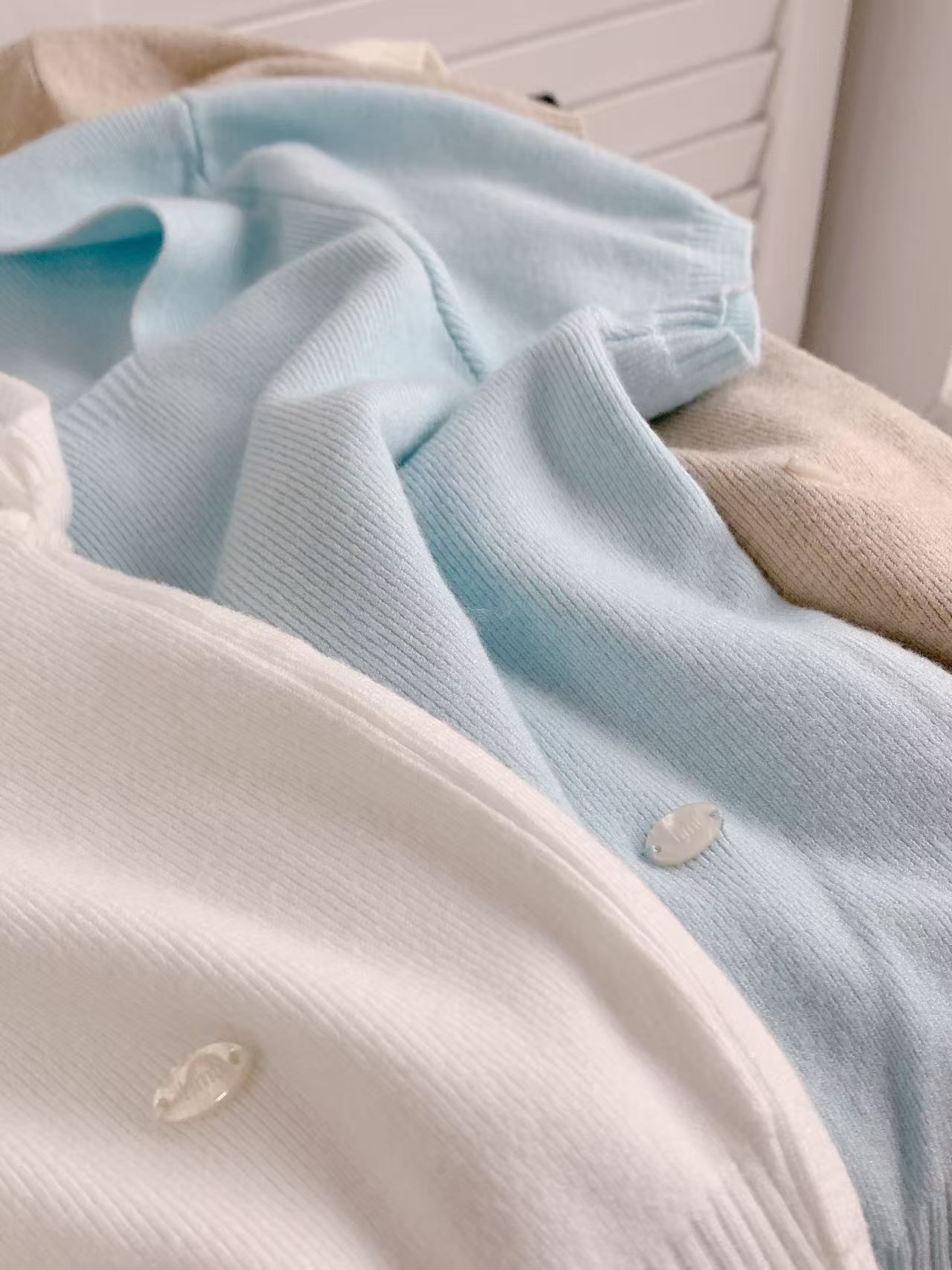 HELLO MILK TEE- 86188 方領短袖