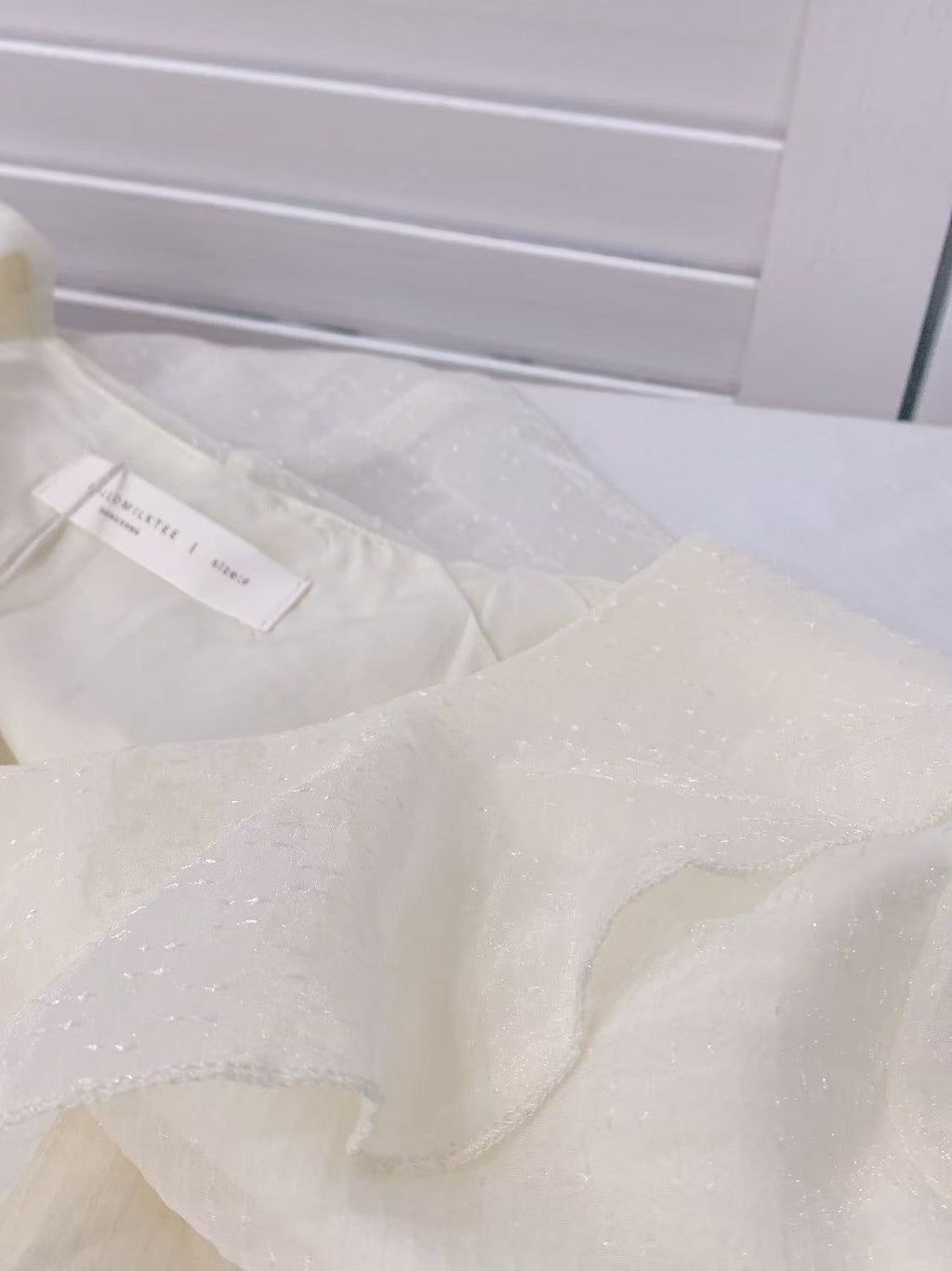 HELLO MILK TEE- 86107 係繩小衫