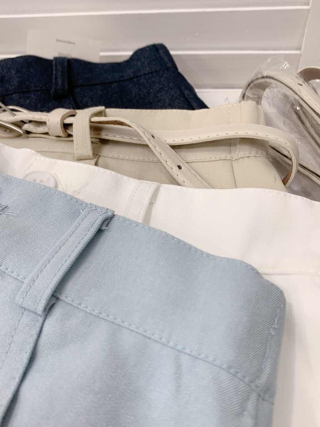 HELLO MILK TEE- 86045 百搭短裙(附腰帶)