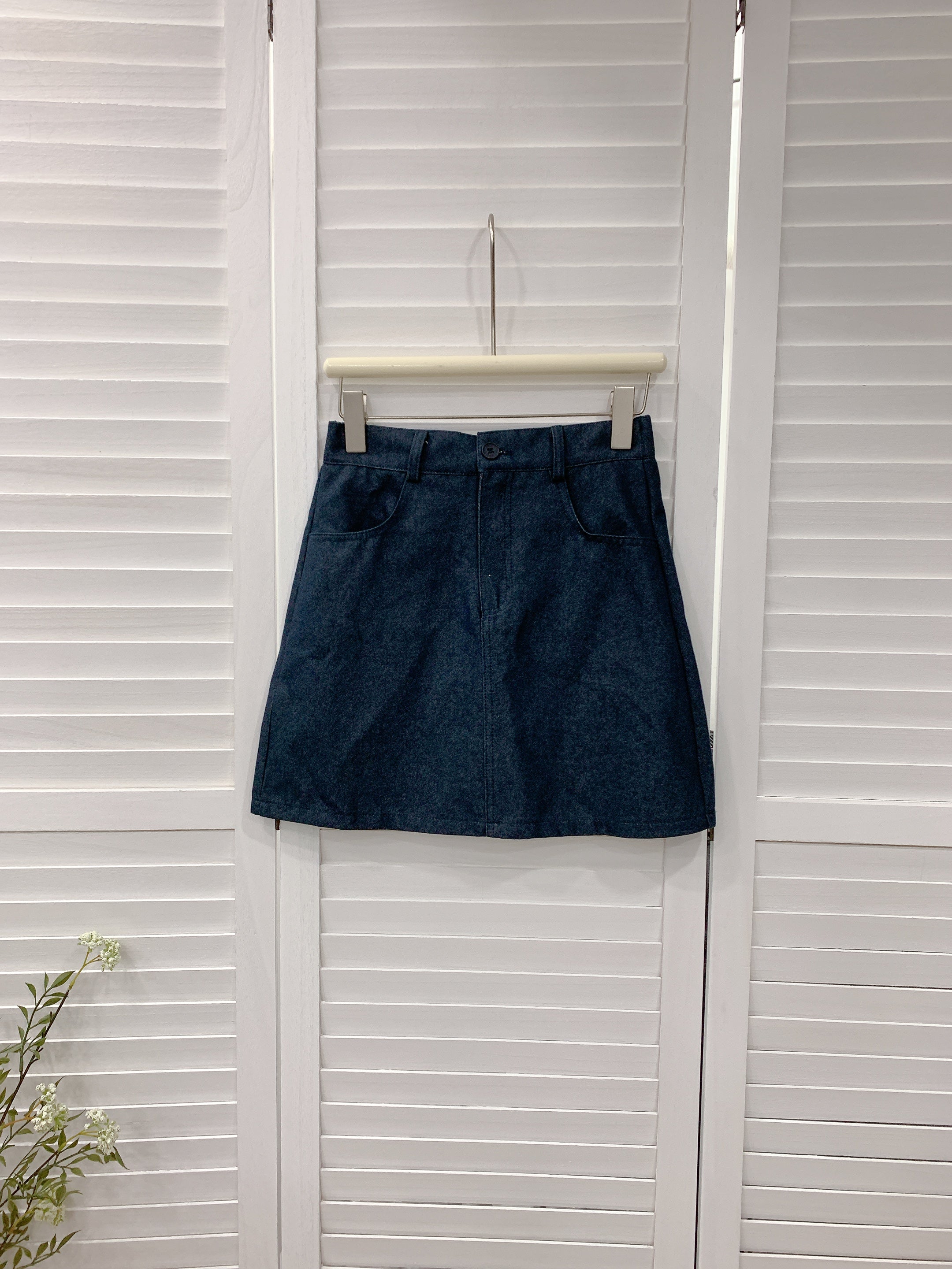 HELLO MILK TEE- 86045 百搭短裙(附腰帶)