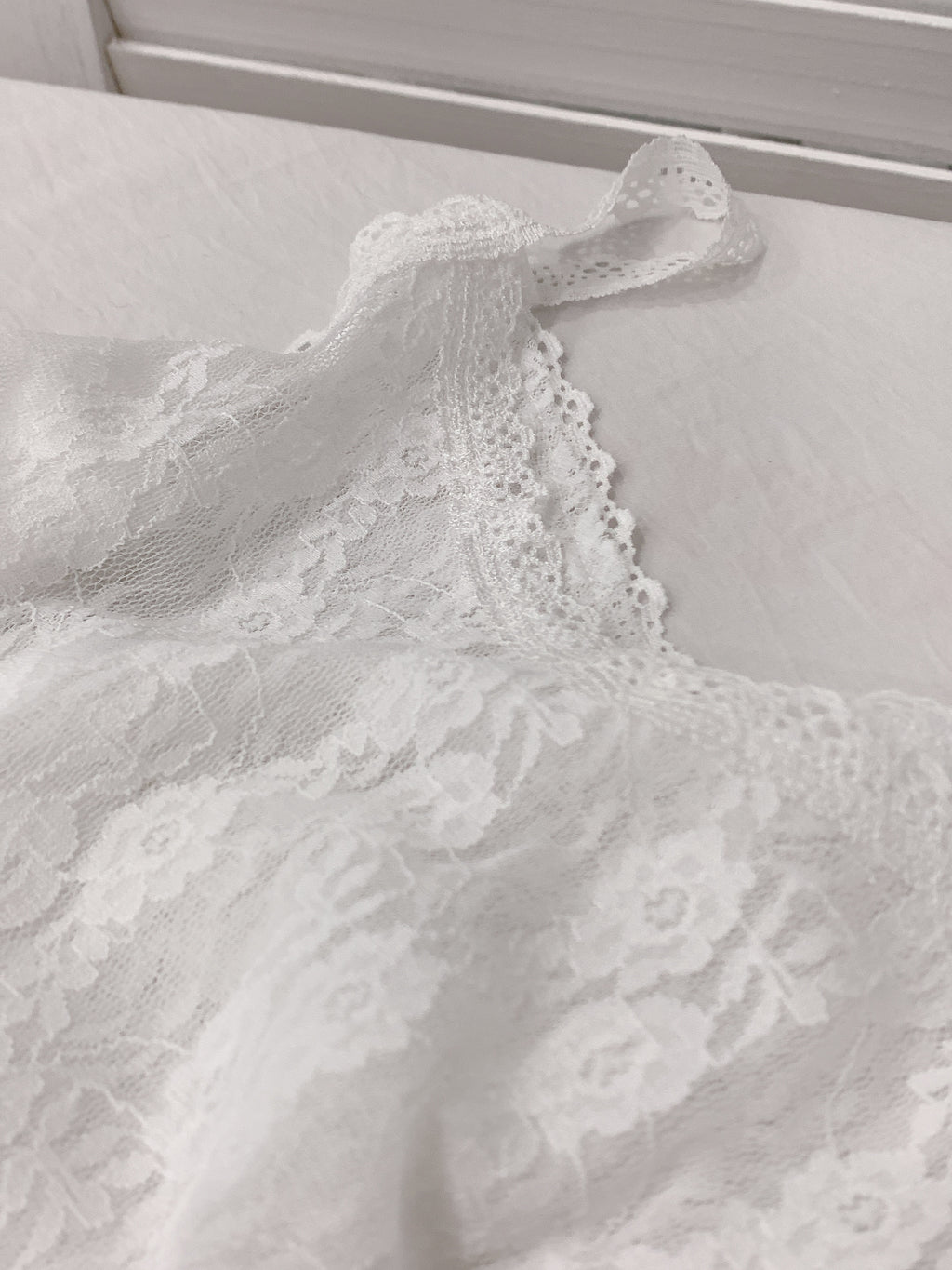 HELLO MILK TEE- 86222 吊帶上衣