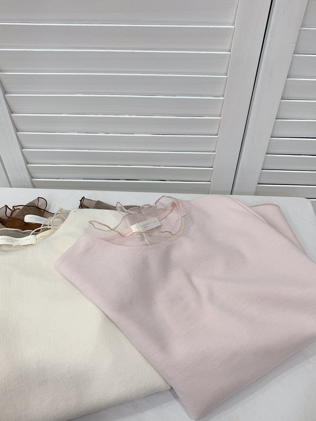 HELLO MILK TEE- 85998  純色上衣