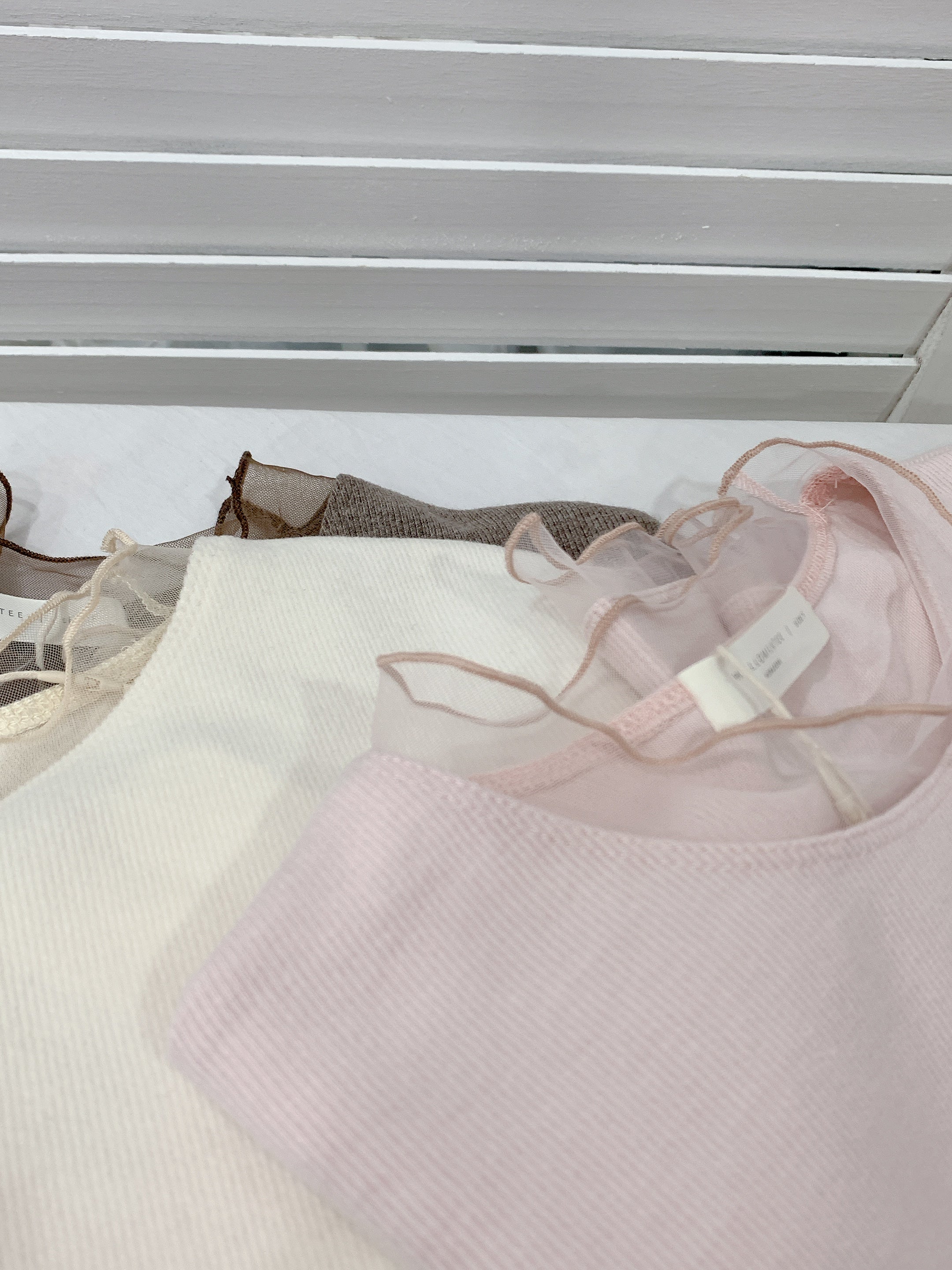 HELLO MILK TEE- 85998  純色上衣