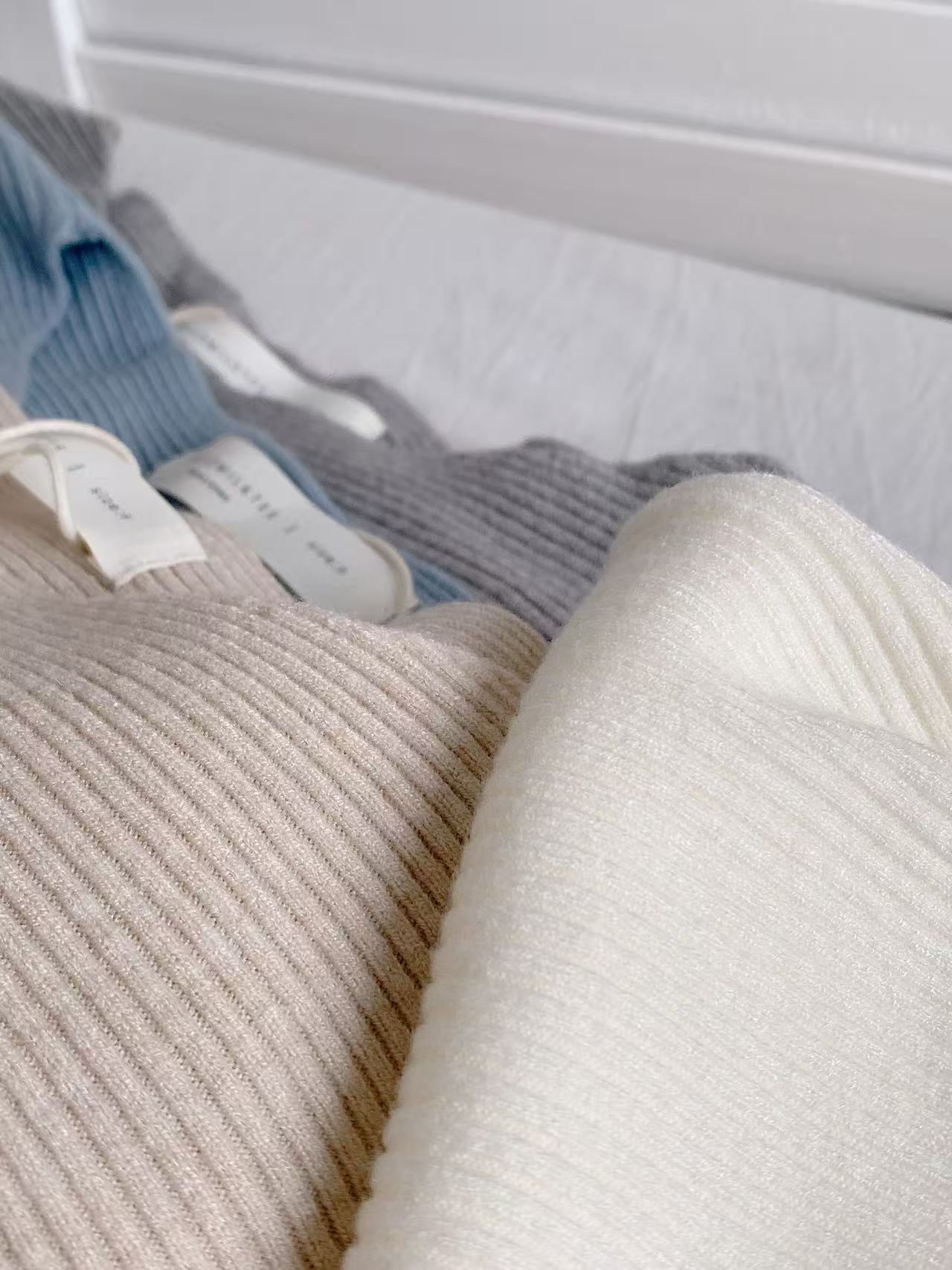 HELLO MILK TEE- 86185 旁扣子小衫