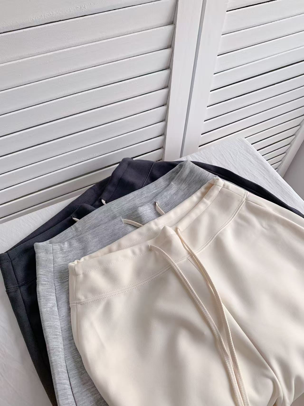 HELLO MILK TEE- 86157 抽繩長褲