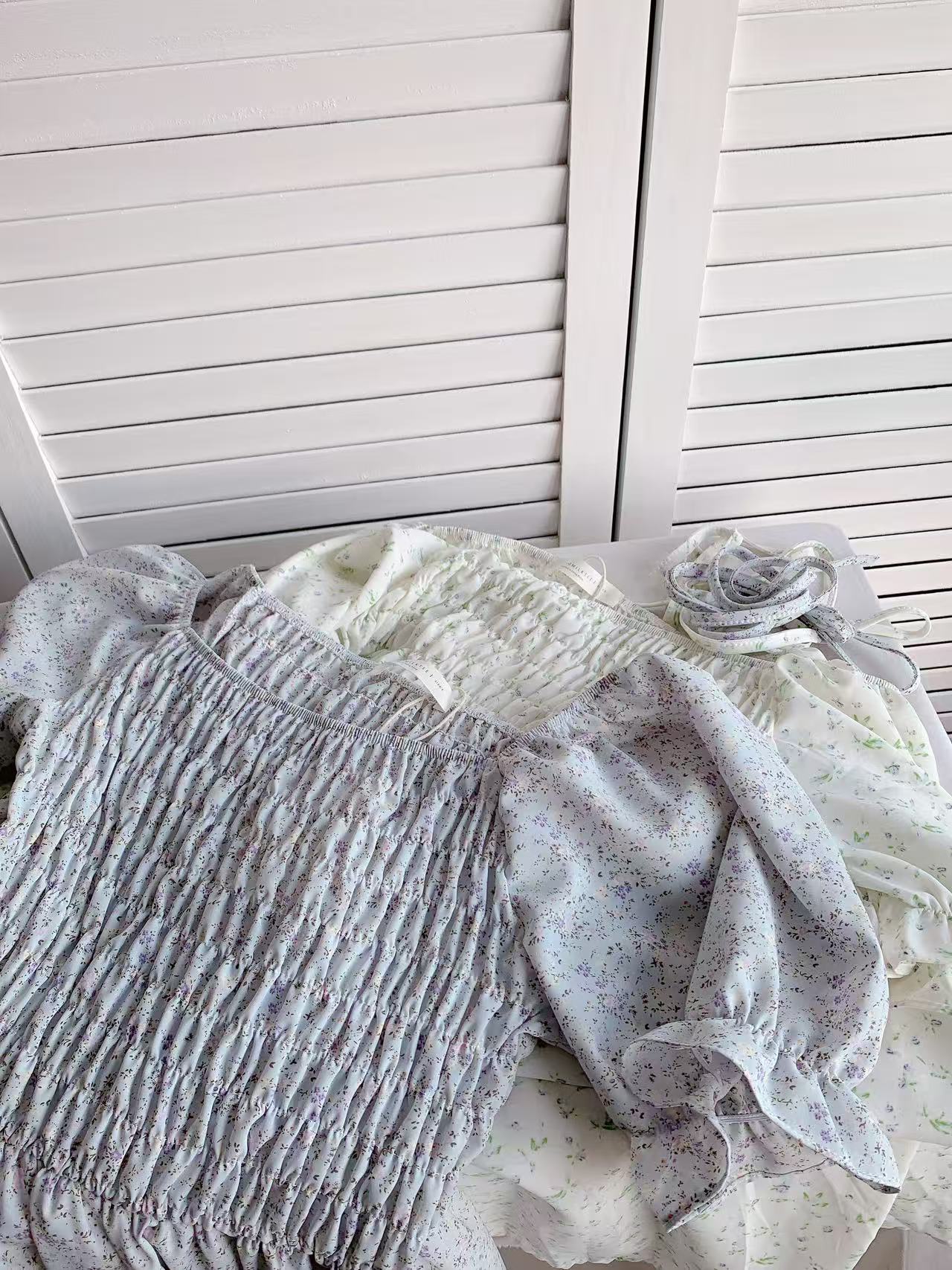 HELLO MILK TEE- 86226 碎花連衣裙