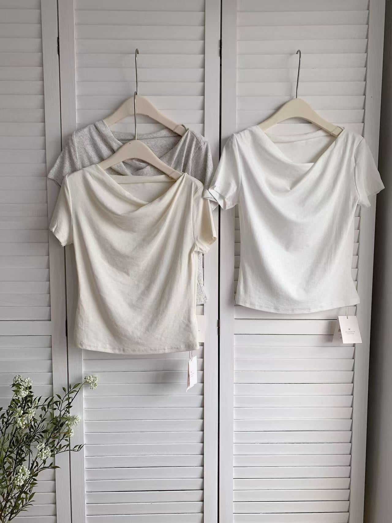 HELLO MILK TEE- 86248 蕩領上衣